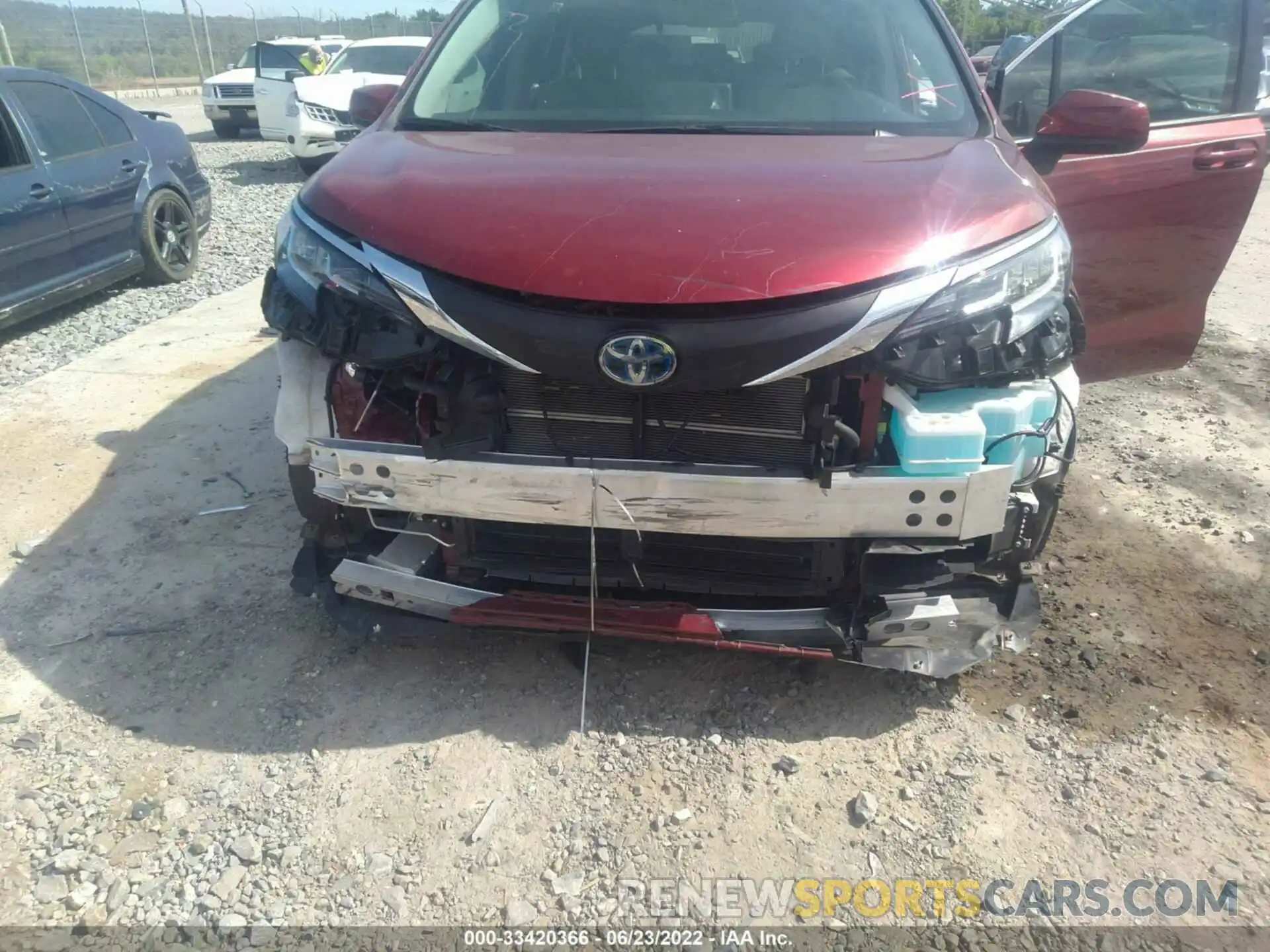 6 Photograph of a damaged car 5TDBSKFC3MS022559 TOYOTA SIENNA 2021