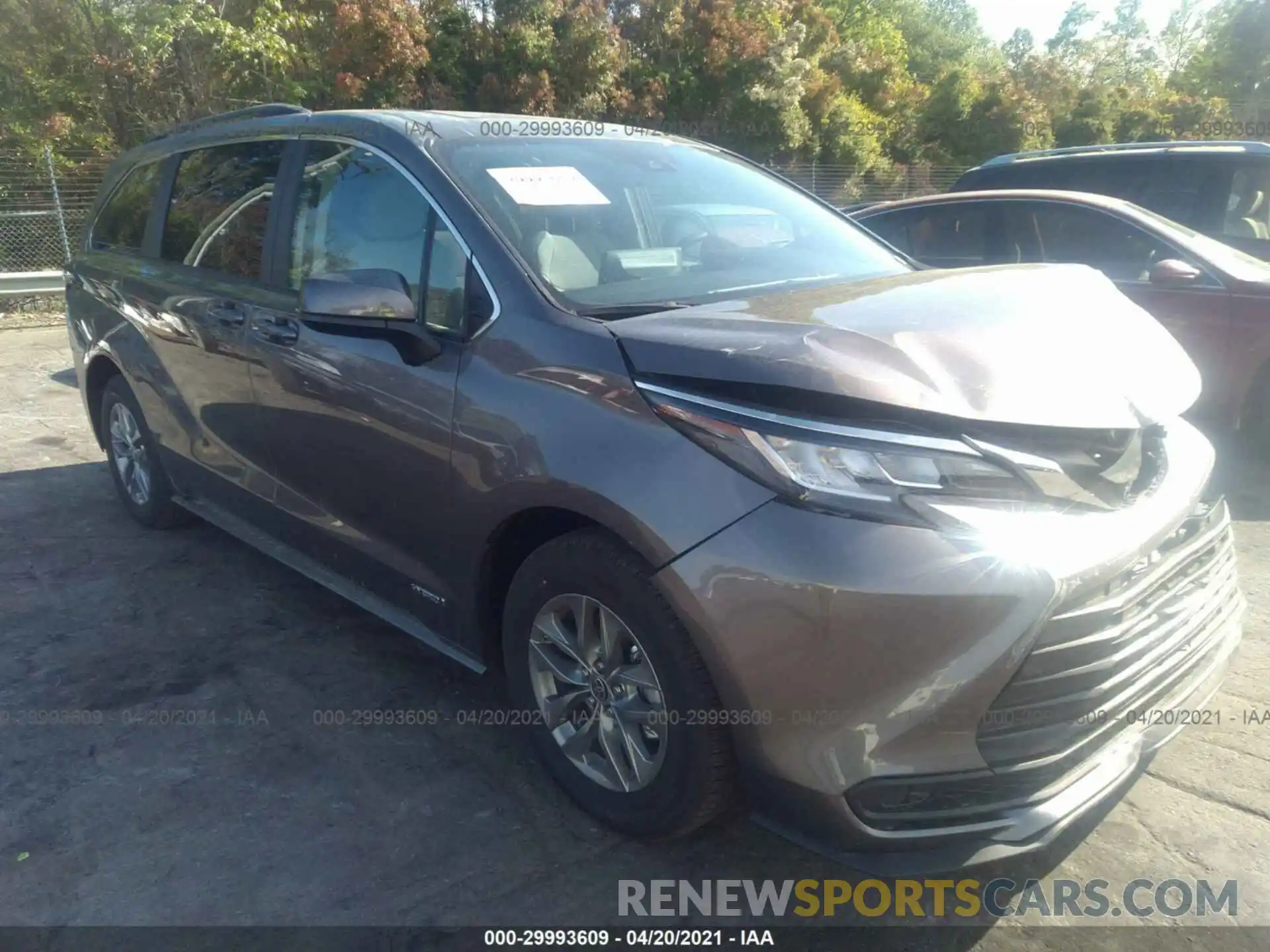 1 Photograph of a damaged car 5TDBSKFC4MS014177 TOYOTA SIENNA 2021