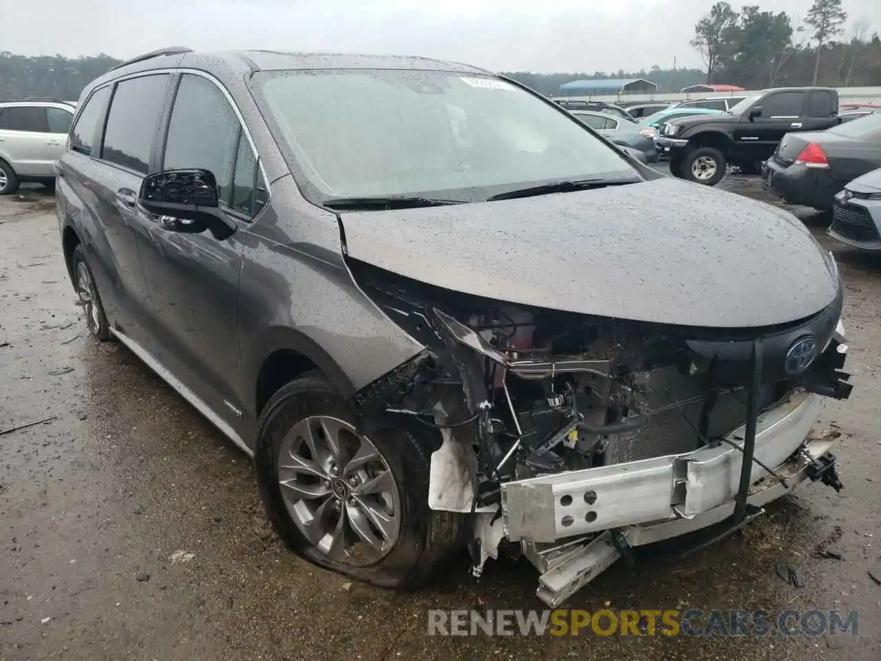 1 Photograph of a damaged car 5TDBSKFC6MS022426 TOYOTA SIENNA 2021