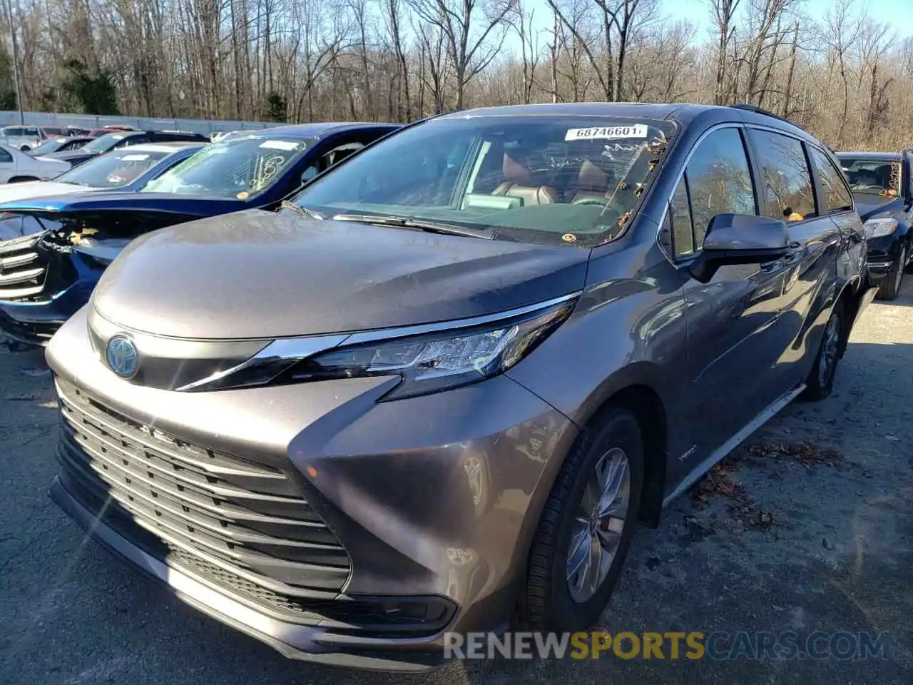 2 Photograph of a damaged car 5TDBSKFC7MS013413 TOYOTA SIENNA 2021