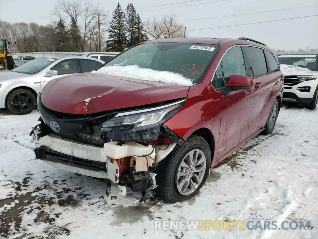 2 Photograph of a damaged car 5TDBSKFC8MS022024 TOYOTA SIENNA 2021