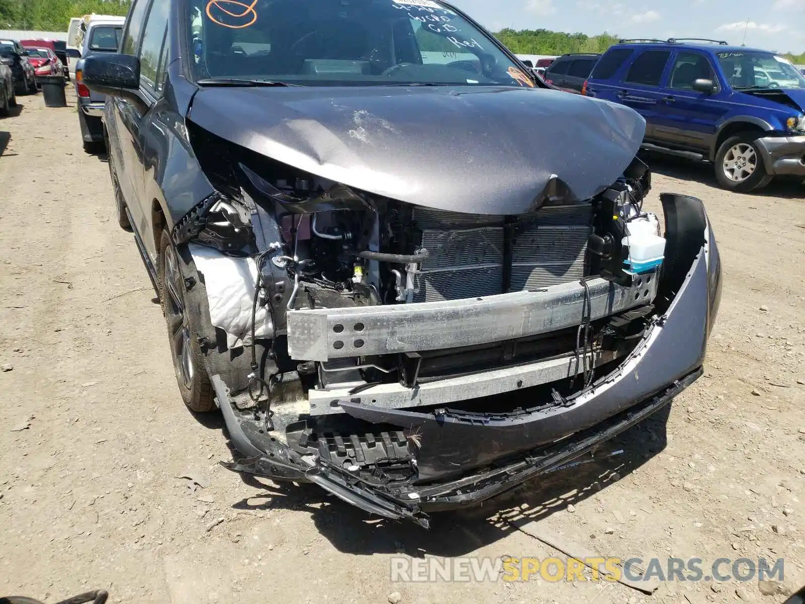 9 Фотография поврежденного автомобиля 5TDDRKEC0MS017857 TOYOTA SIENNA 2021