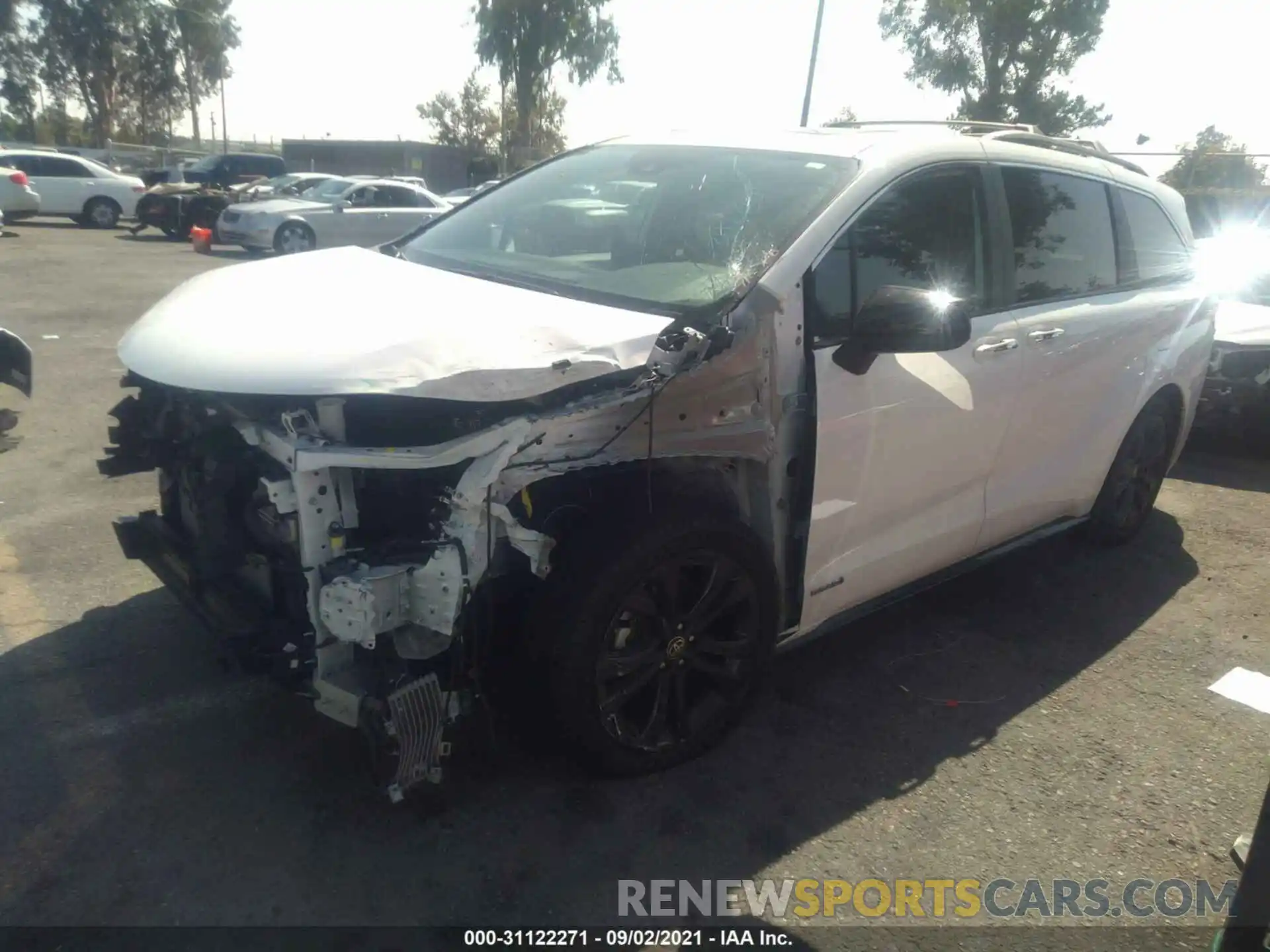 2 Photograph of a damaged car 5TDDRKEC2MS006116 TOYOTA SIENNA 2021