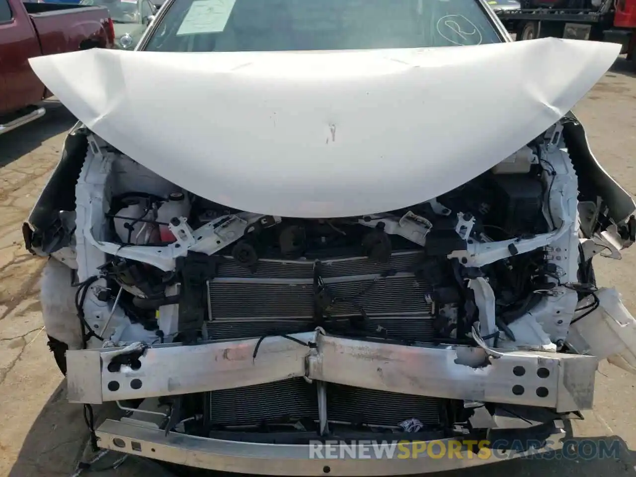 7 Photograph of a damaged car 5TDDRKEC2MS008917 TOYOTA SIENNA 2021