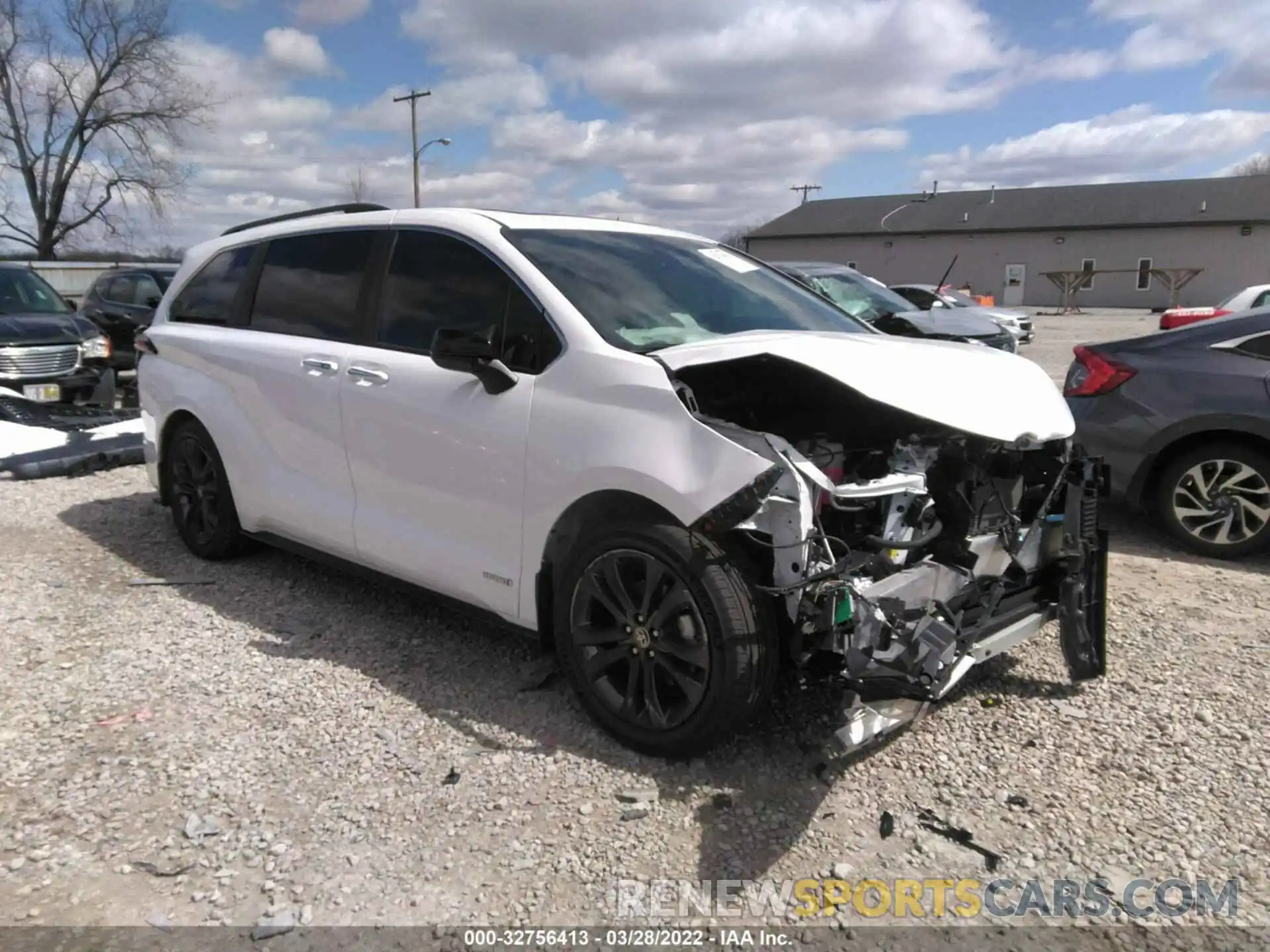 1 Photograph of a damaged car 5TDDRKEC3MS026083 TOYOTA SIENNA 2021