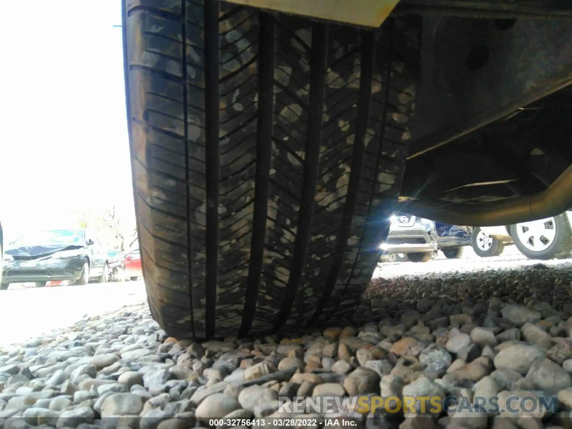 16 Photograph of a damaged car 5TDDRKEC3MS026083 TOYOTA SIENNA 2021