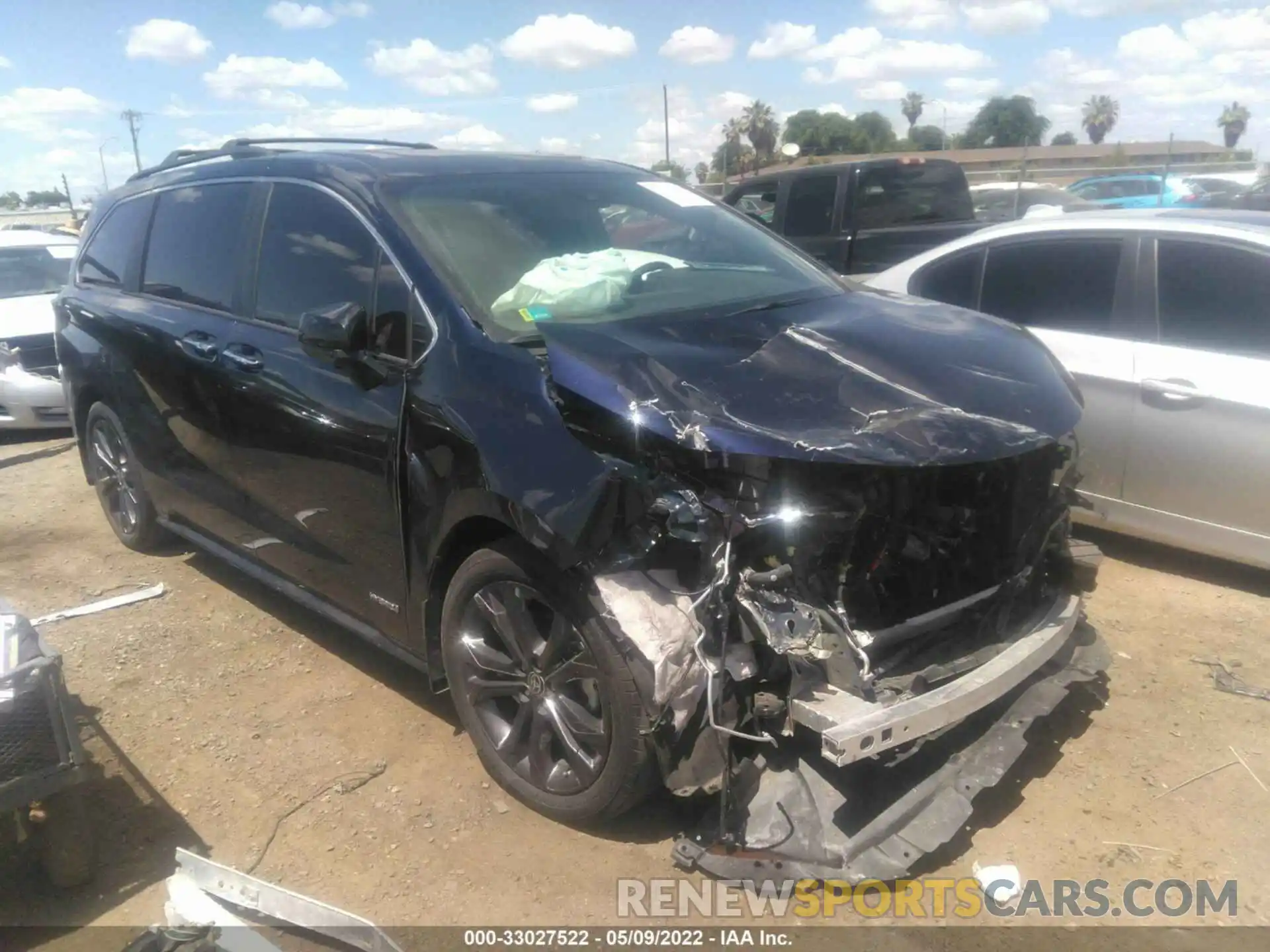 1 Photograph of a damaged car 5TDDRKEC4MS007834 TOYOTA SIENNA 2021