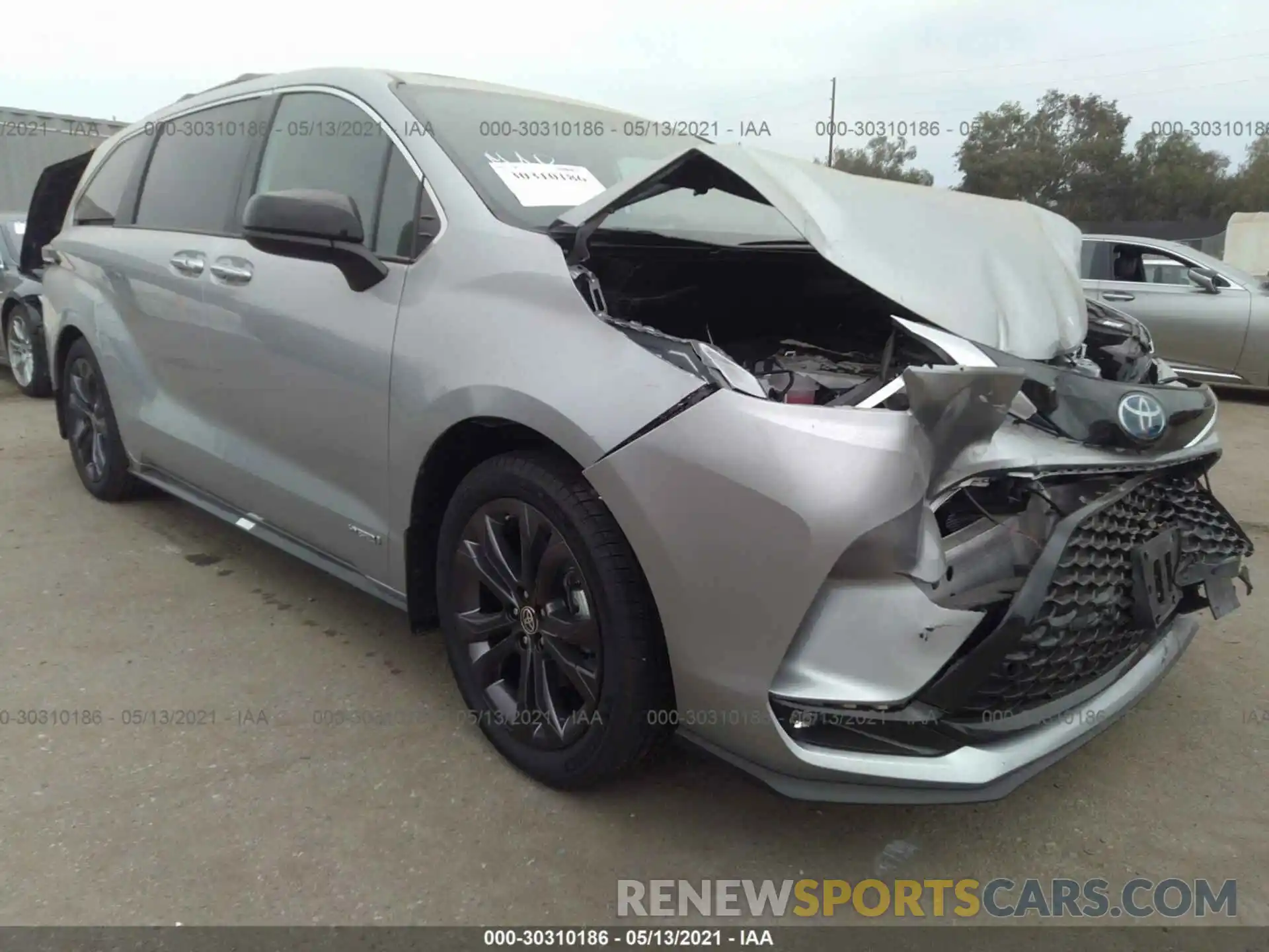 1 Photograph of a damaged car 5TDDRKEC5MS015568 TOYOTA SIENNA 2021