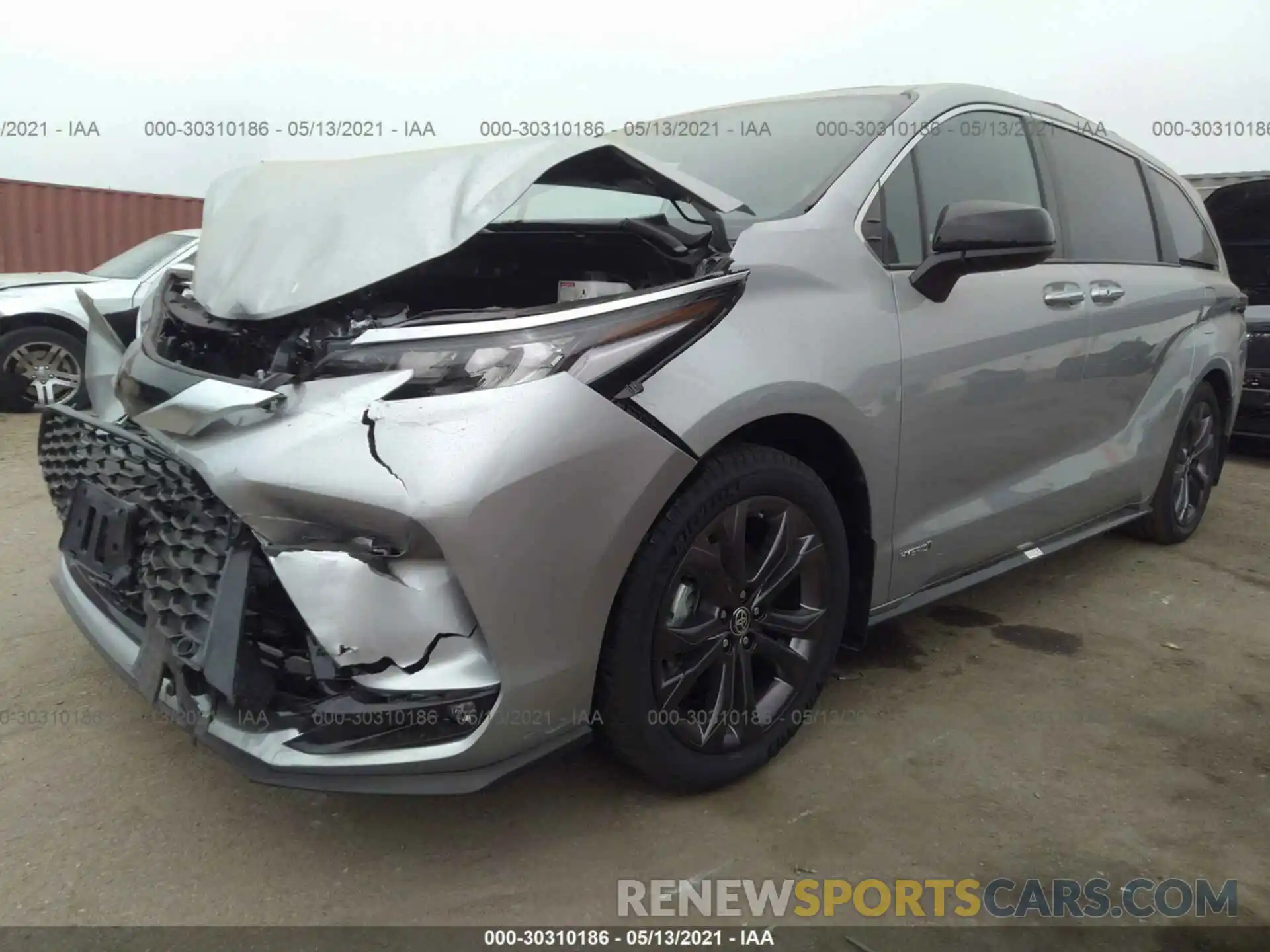 2 Photograph of a damaged car 5TDDRKEC5MS015568 TOYOTA SIENNA 2021