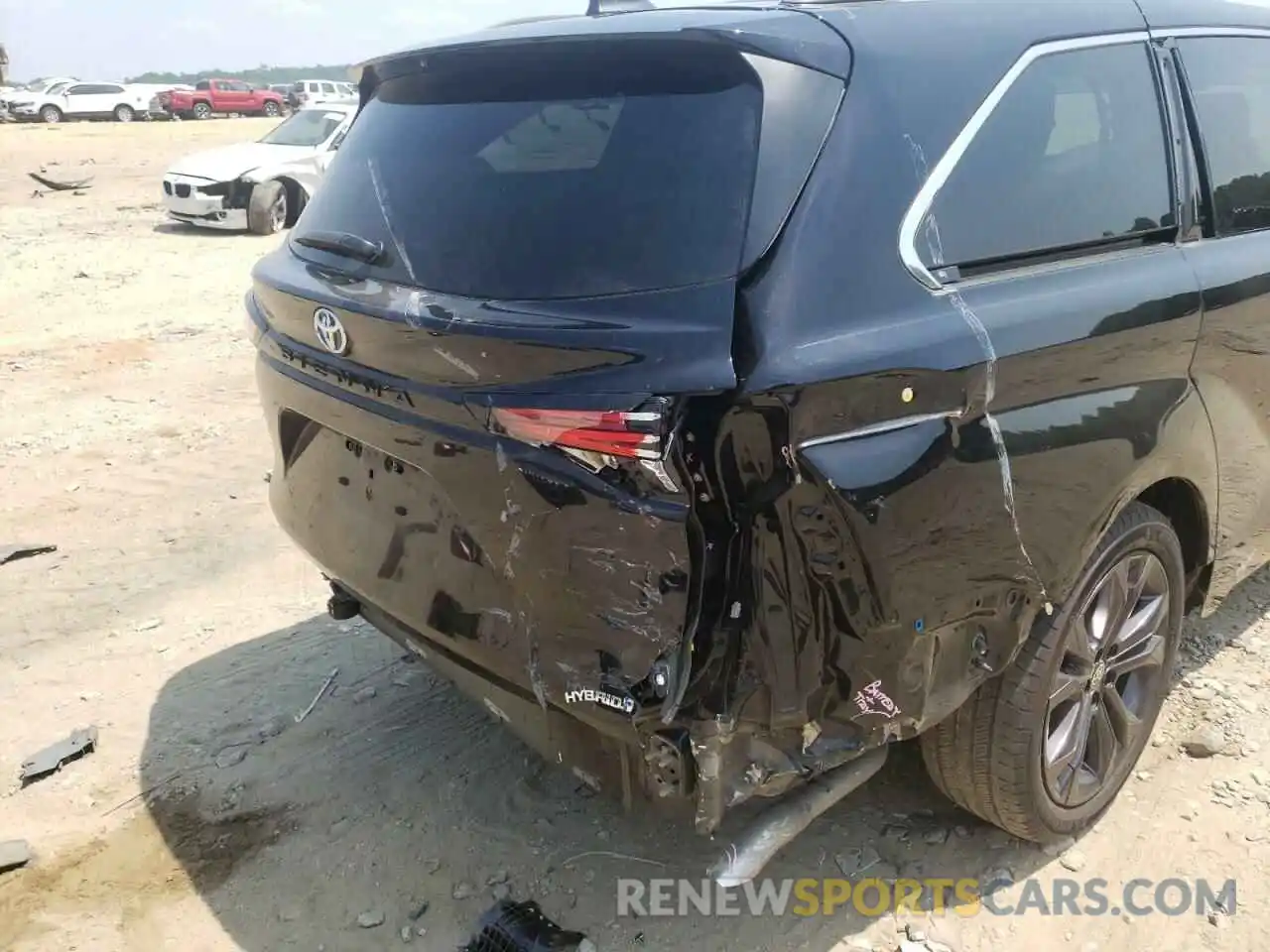 9 Фотография поврежденного автомобиля 5TDDRKEC5MS043015 TOYOTA SIENNA 2021