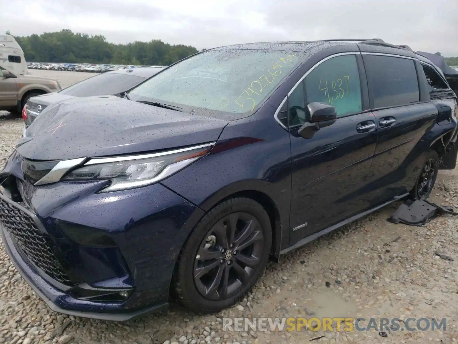 2 Photograph of a damaged car 5TDDRKEC7MS035076 TOYOTA SIENNA 2021