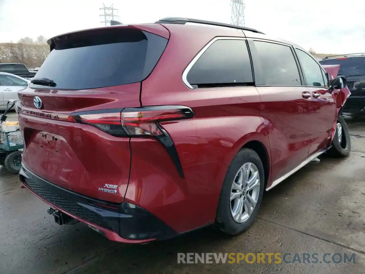 4 Photograph of a damaged car 5TDDSKFC7MS010939 TOYOTA SIENNA 2021