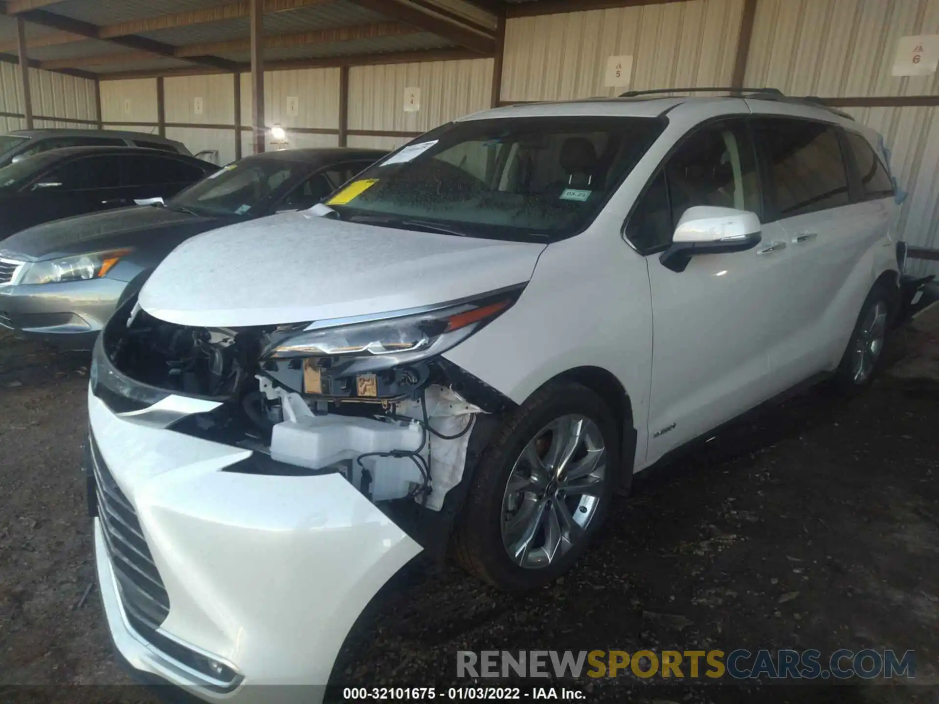 2 Photograph of a damaged car 5TDERKEC0MS029978 TOYOTA SIENNA 2021