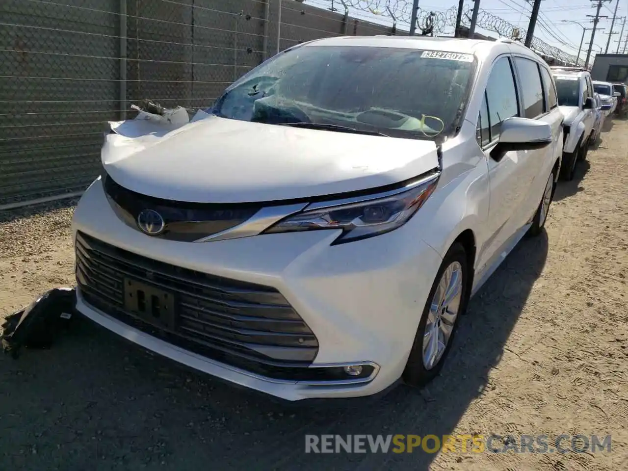 2 Photograph of a damaged car 5TDERKEC2MS025995 TOYOTA SIENNA 2021