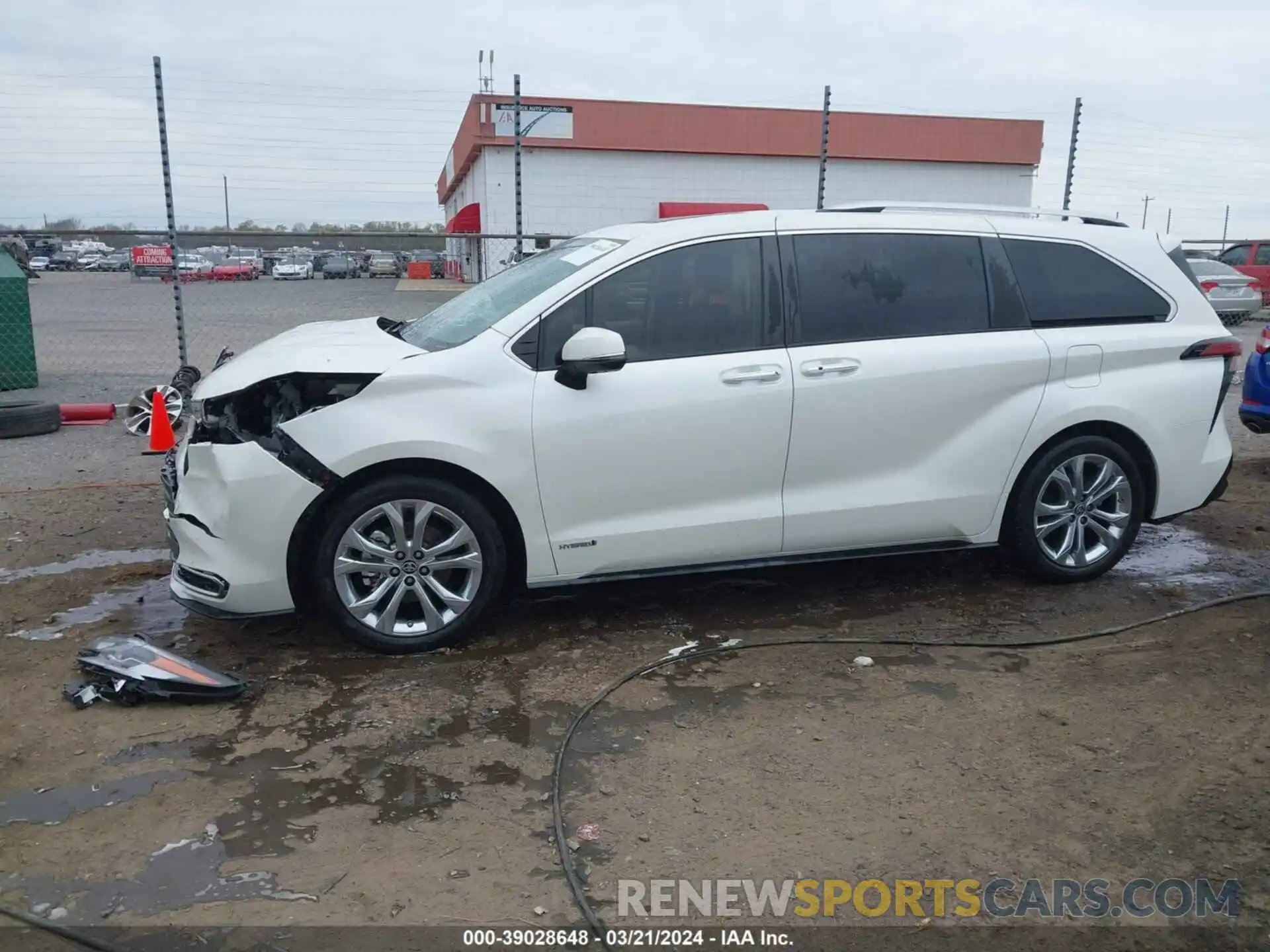 14 Фотография поврежденного автомобиля 5TDERKEC4MS011421 TOYOTA SIENNA 2021