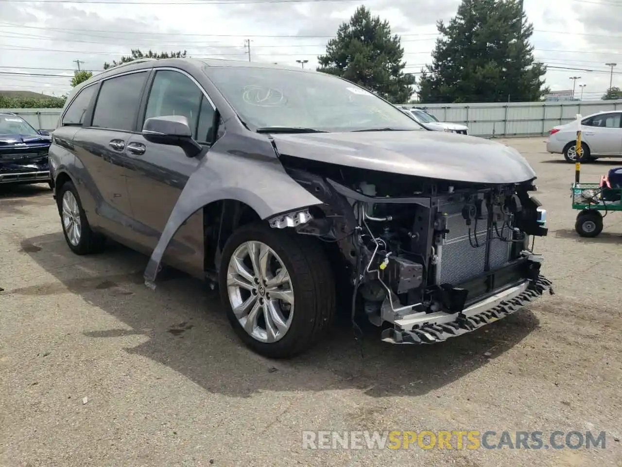 1 Photograph of a damaged car 5TDERKEC6MS012926 TOYOTA SIENNA 2021