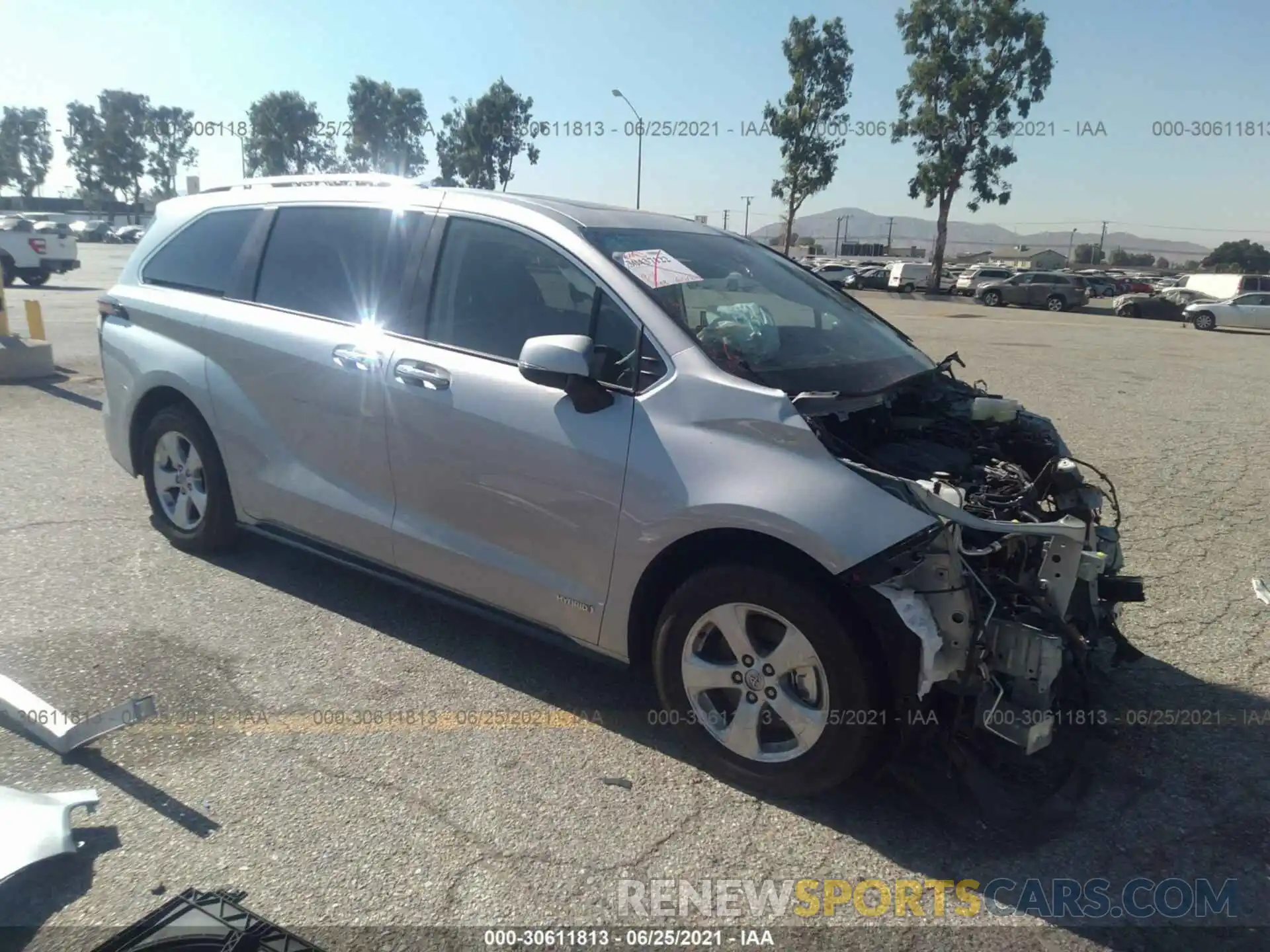 1 Photograph of a damaged car 5TDERKEC8MS027931 TOYOTA SIENNA 2021