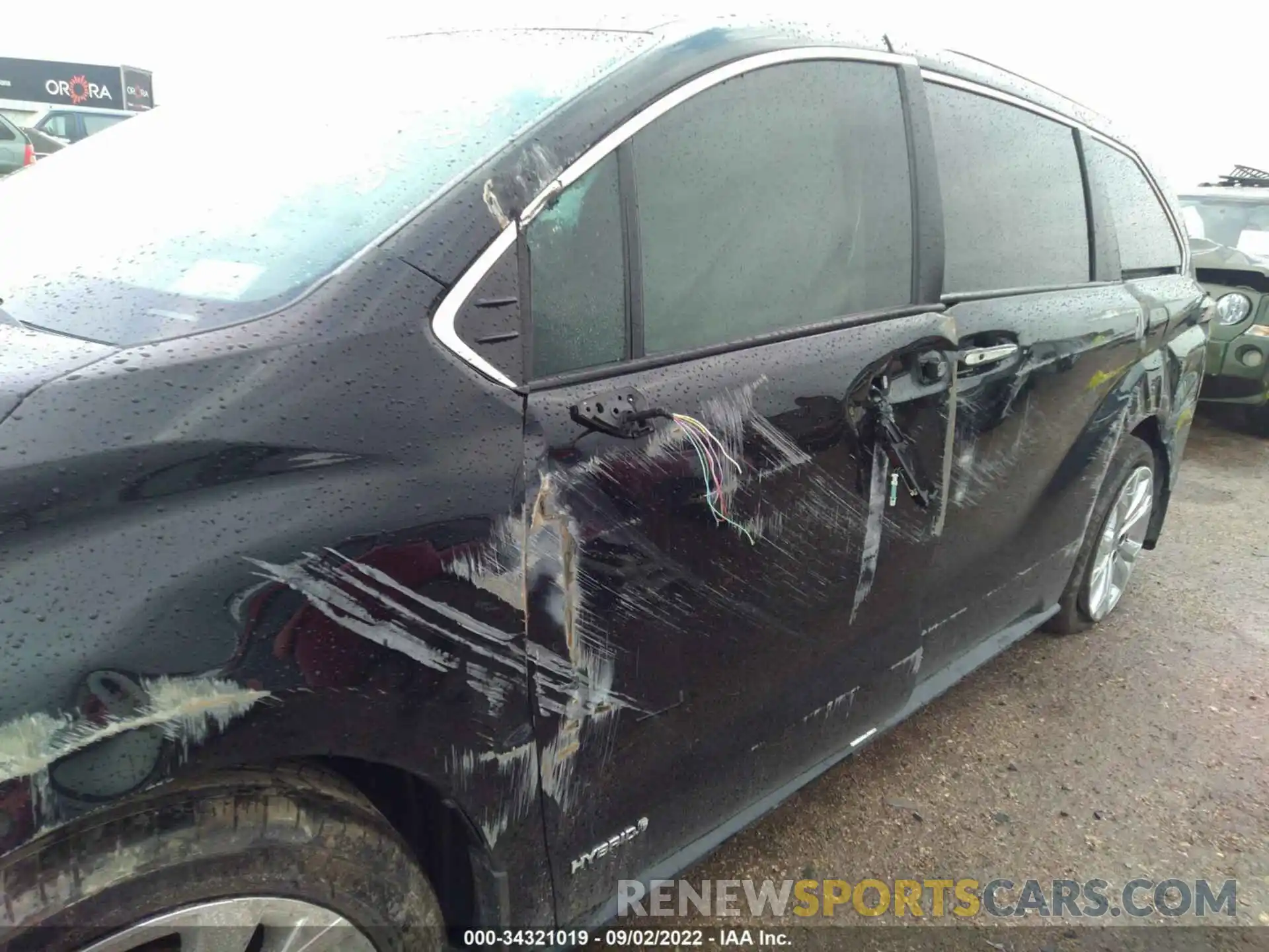 6 Photograph of a damaged car 5TDERKEC8MS061903 TOYOTA SIENNA 2021