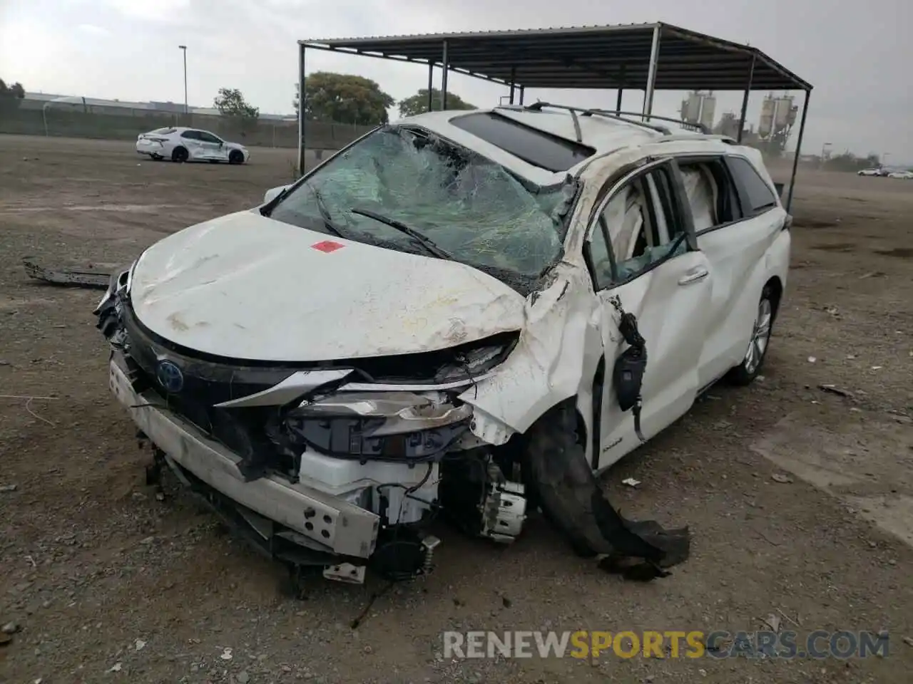 2 Photograph of a damaged car 5TDERKECXMS055214 TOYOTA SIENNA 2021