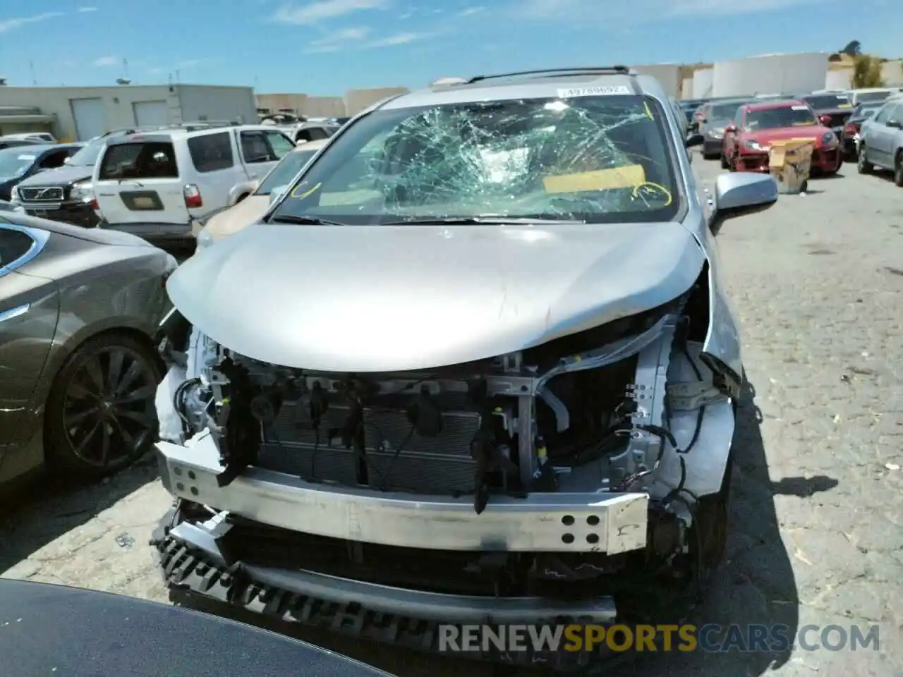 9 Photograph of a damaged car 5TDESKFC0MS037193 TOYOTA SIENNA 2021