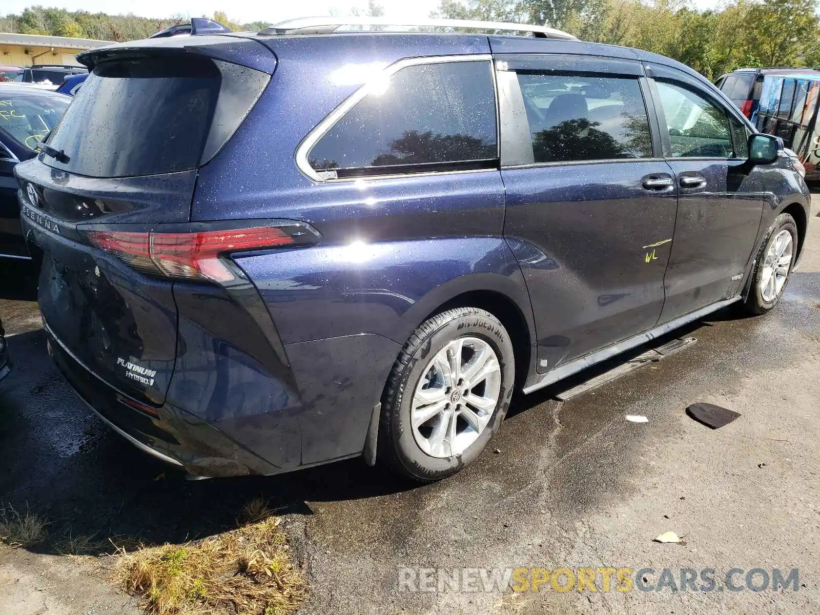 4 Photograph of a damaged car 5TDESKFC1MS023433 TOYOTA SIENNA 2021