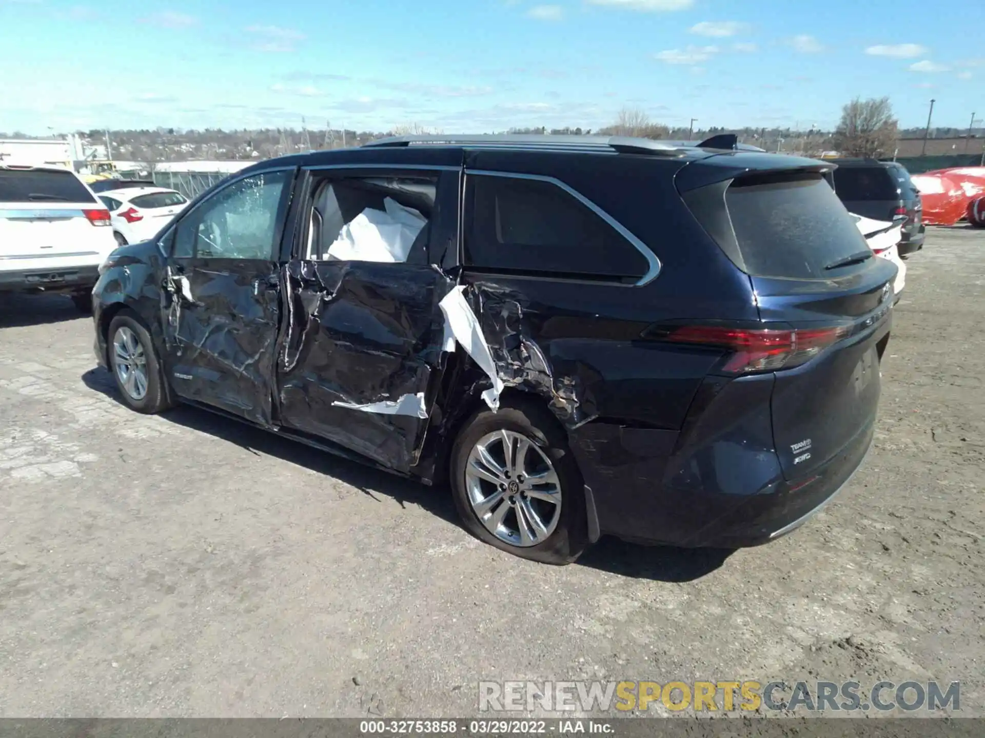 3 Photograph of a damaged car 5TDESKFC2MS032397 TOYOTA SIENNA 2021