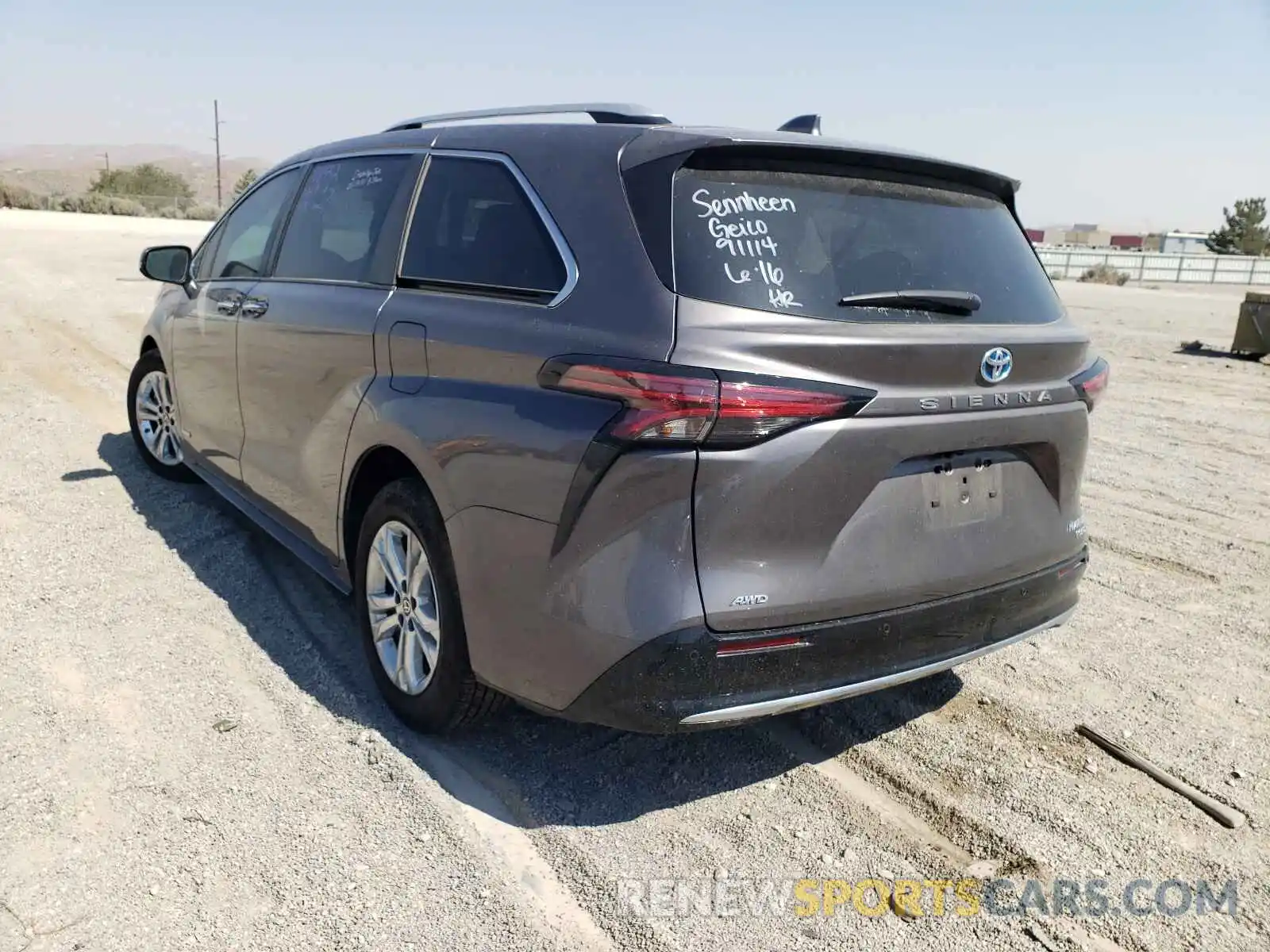 3 Photograph of a damaged car 5TDESKFC4MS011664 TOYOTA SIENNA 2021