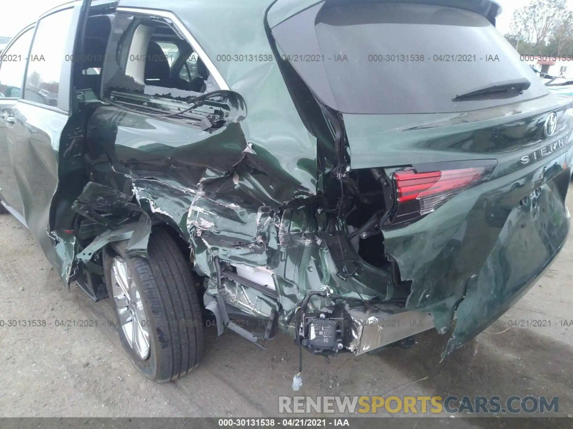 6 Photograph of a damaged car 5TDESKFC9MS004581 TOYOTA SIENNA 2021