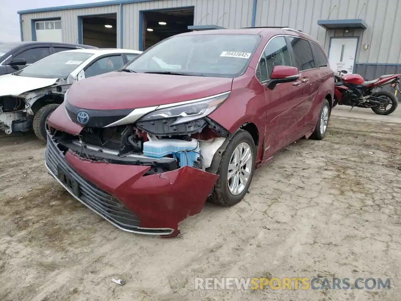 2 Photograph of a damaged car 5TDESKFC9MS006704 TOYOTA SIENNA 2021