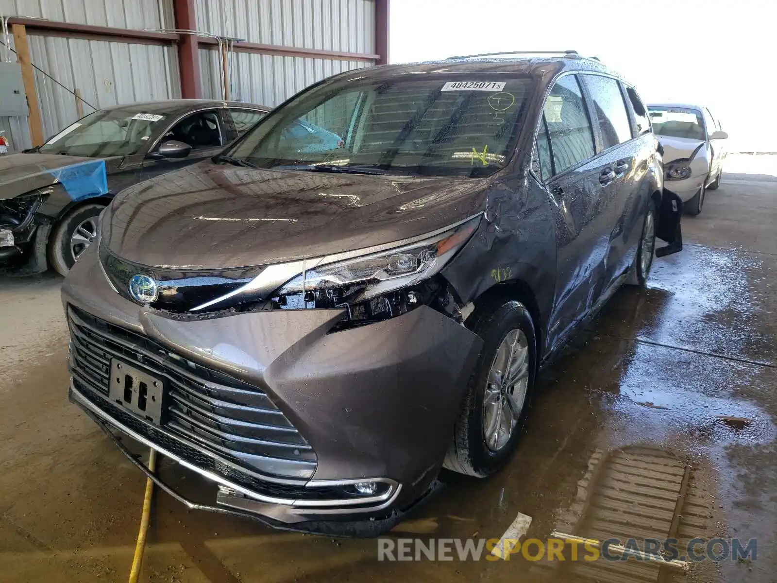 2 Photograph of a damaged car 5TDESKFC9MS011899 TOYOTA SIENNA 2021