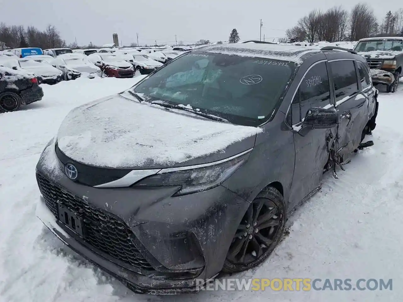 2 Photograph of a damaged car 5TDGRKEC4MS049191 TOYOTA SIENNA 2021