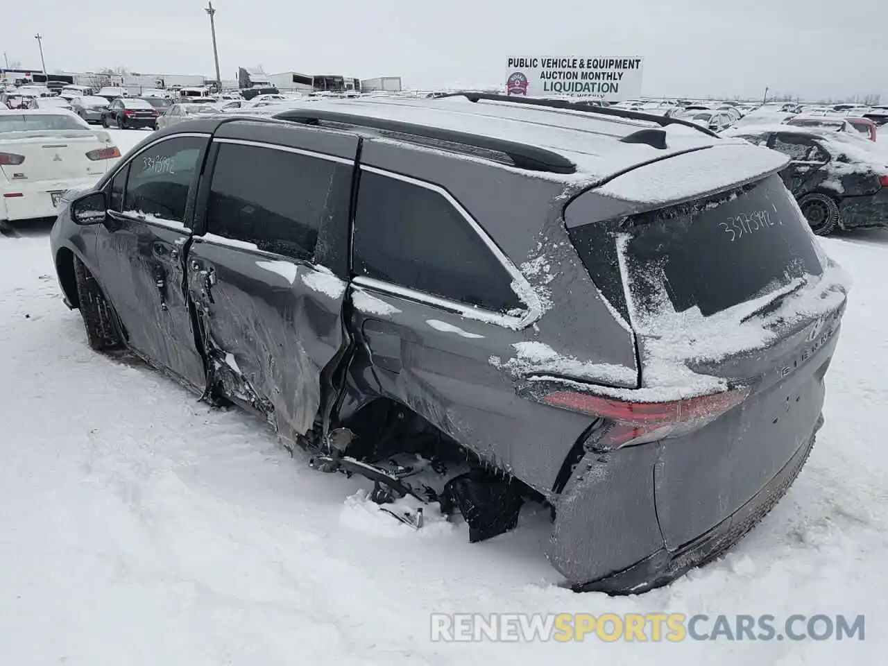 3 Photograph of a damaged car 5TDGRKEC4MS049191 TOYOTA SIENNA 2021