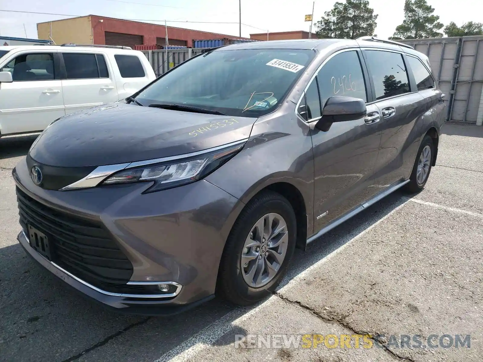 2 Photograph of a damaged car 5TDJRKEC0MS008742 TOYOTA SIENNA 2021