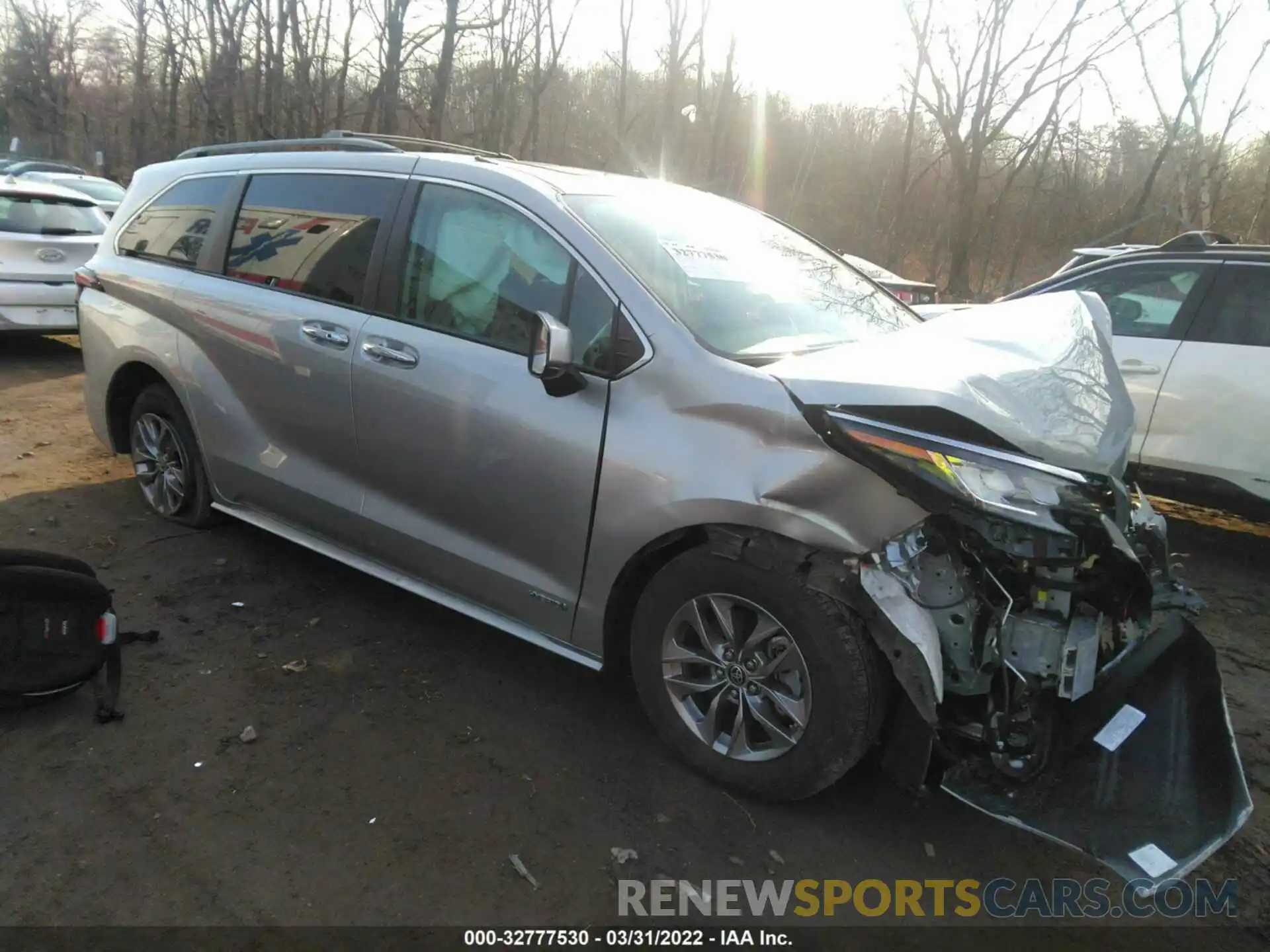 1 Photograph of a damaged car 5TDJRKEC0MS026884 TOYOTA SIENNA 2021