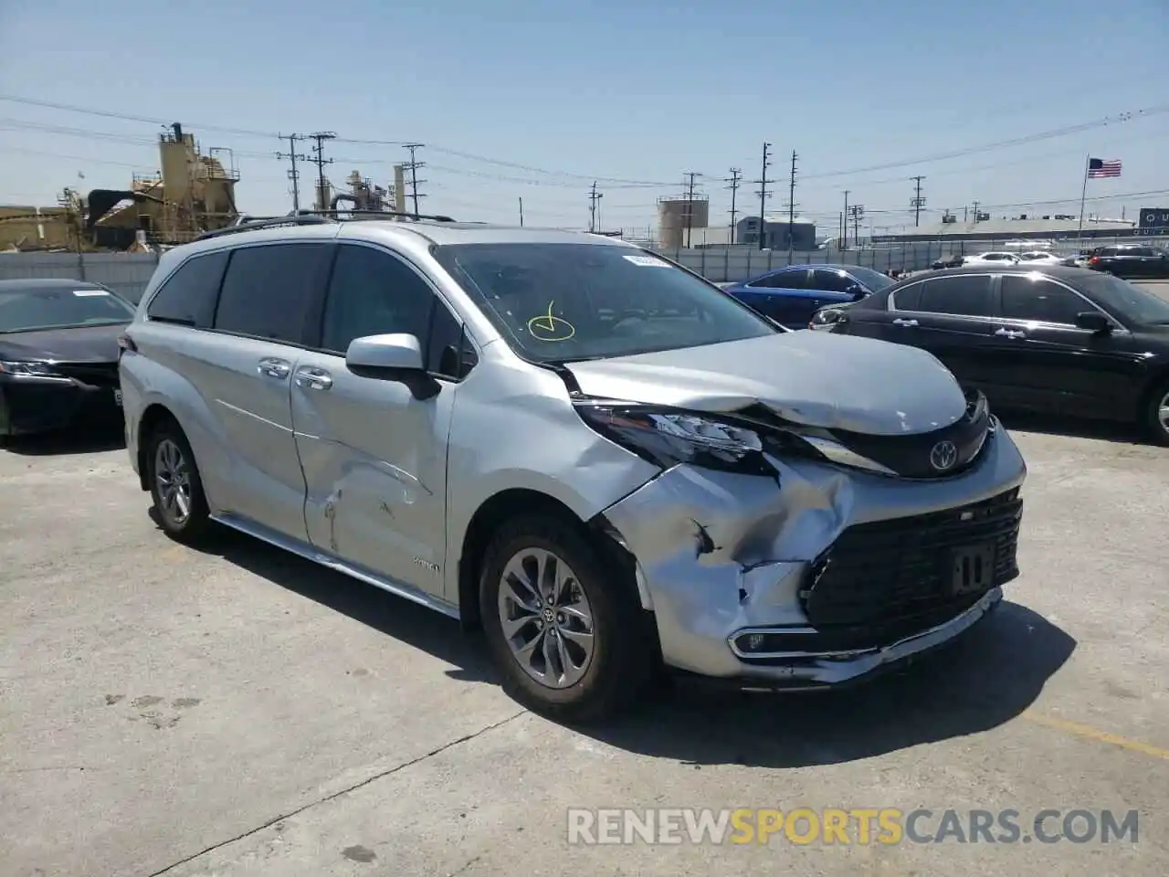 1 Photograph of a damaged car 5TDJRKEC0MS043460 TOYOTA SIENNA 2021