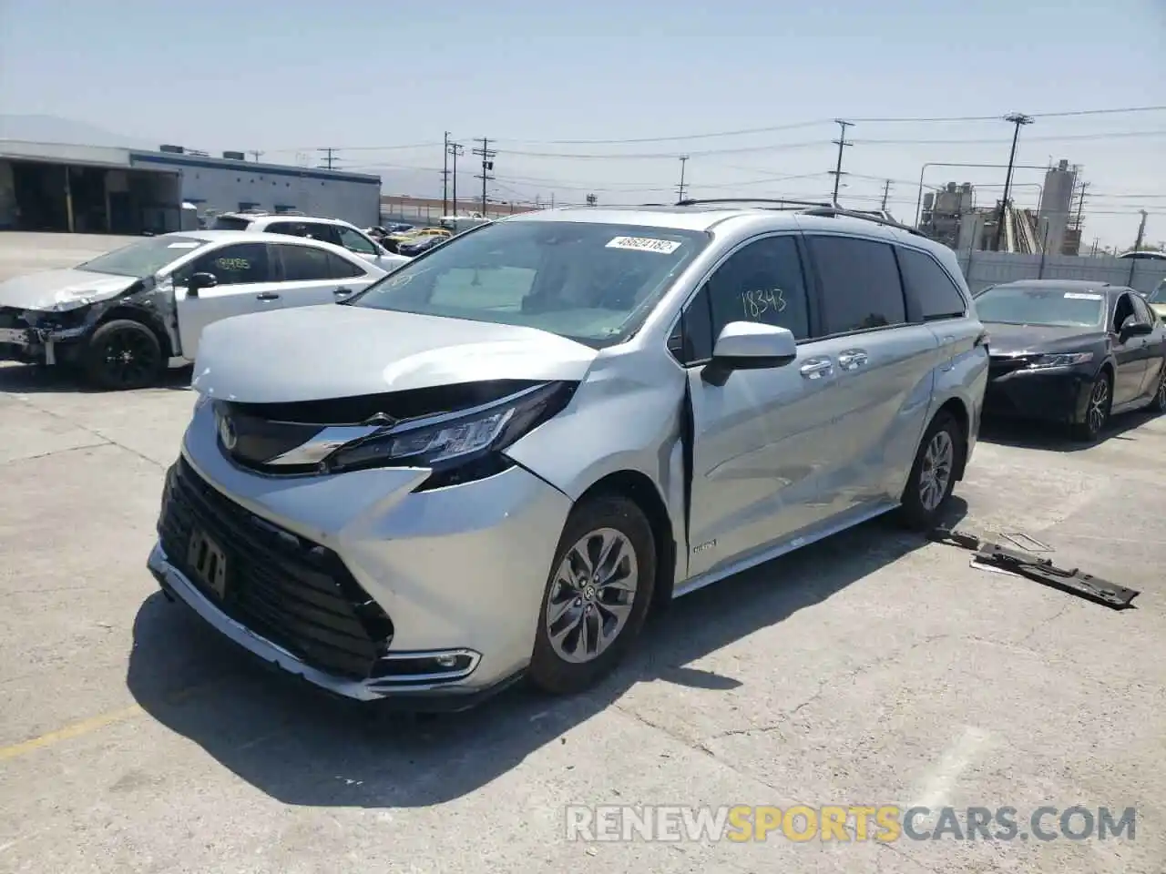 2 Photograph of a damaged car 5TDJRKEC0MS043460 TOYOTA SIENNA 2021