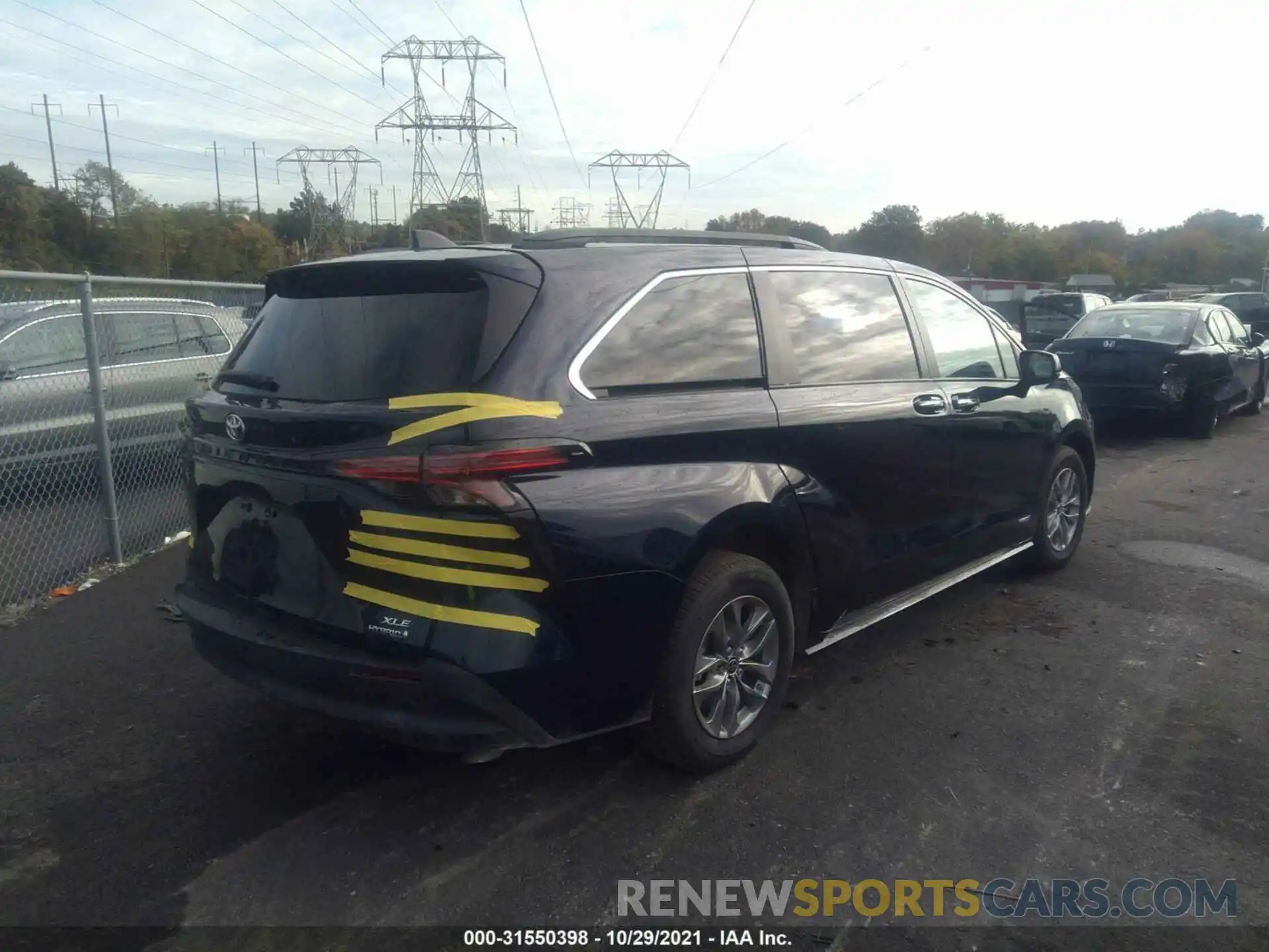 4 Фотография поврежденного автомобиля 5TDJRKEC2MS033187 TOYOTA SIENNA 2021