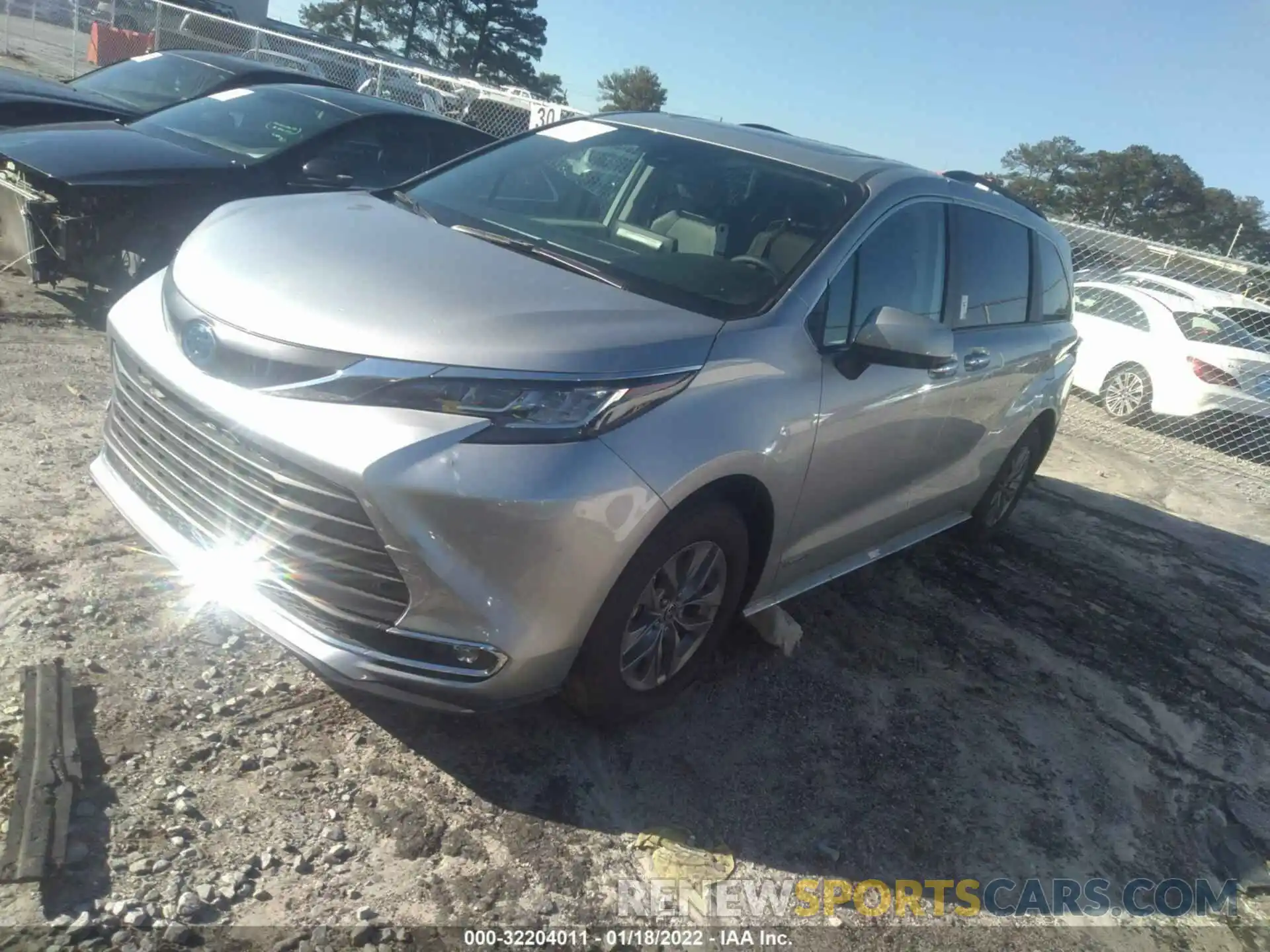 2 Фотография поврежденного автомобиля 5TDJRKEC2MS066884 TOYOTA SIENNA 2021