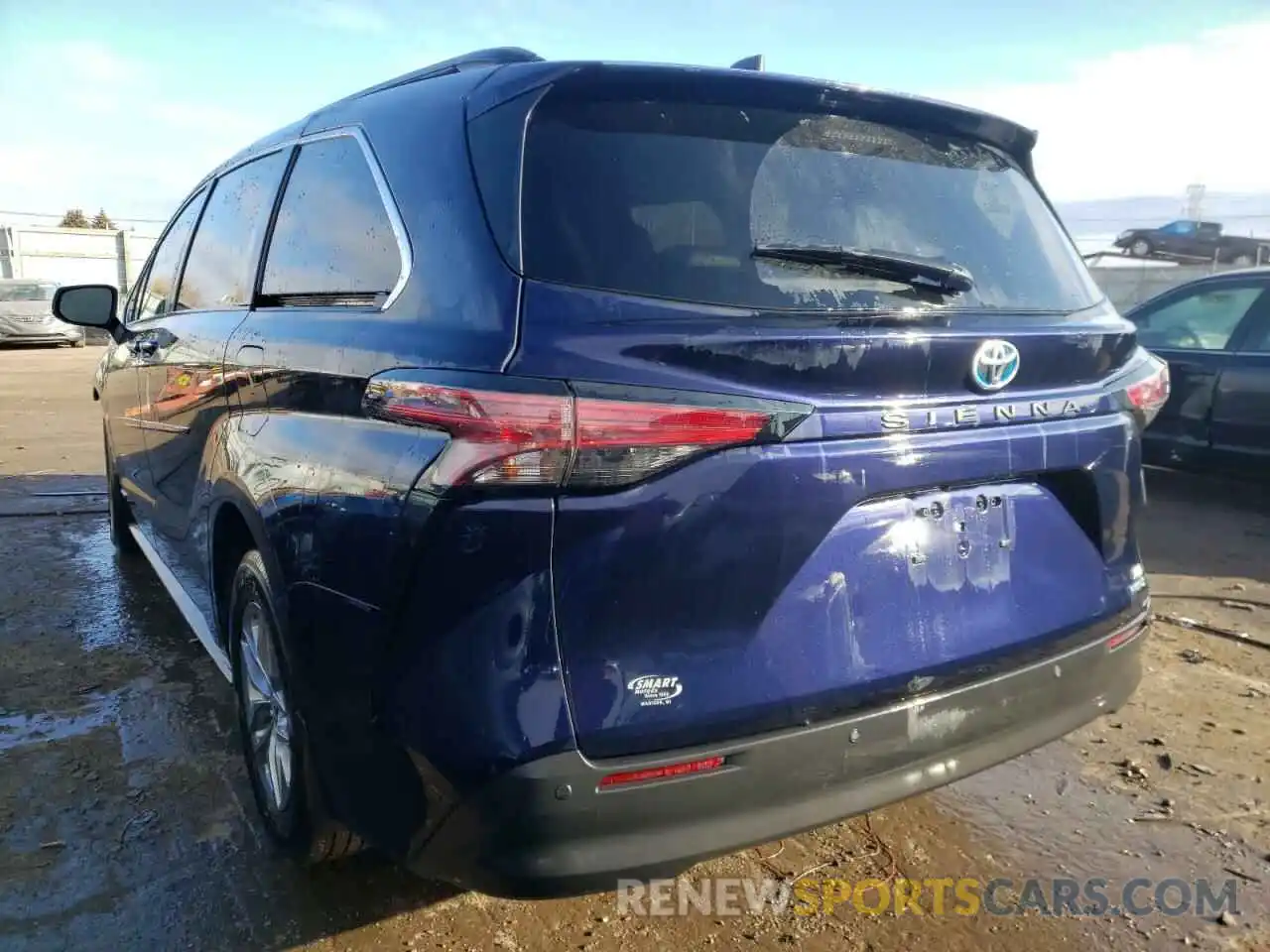 3 Photograph of a damaged car 5TDJRKEC3MS024630 TOYOTA SIENNA 2021