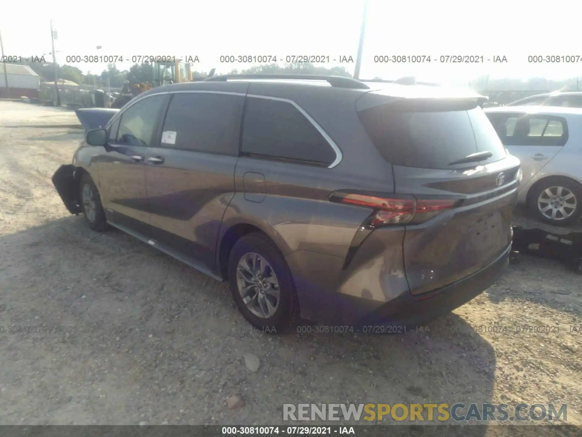 3 Photograph of a damaged car 5TDJRKEC3MS042528 TOYOTA SIENNA 2021