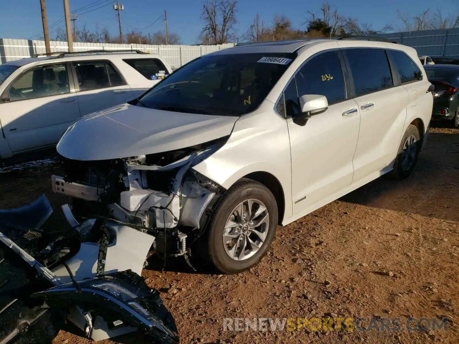 2 Photograph of a damaged car 5TDJRKEC4MS009408 TOYOTA SIENNA 2021