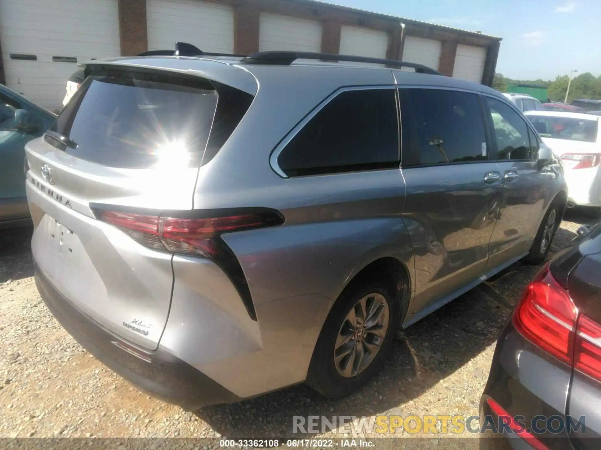 4 Фотография поврежденного автомобиля 5TDJRKEC4MS056664 TOYOTA SIENNA 2021