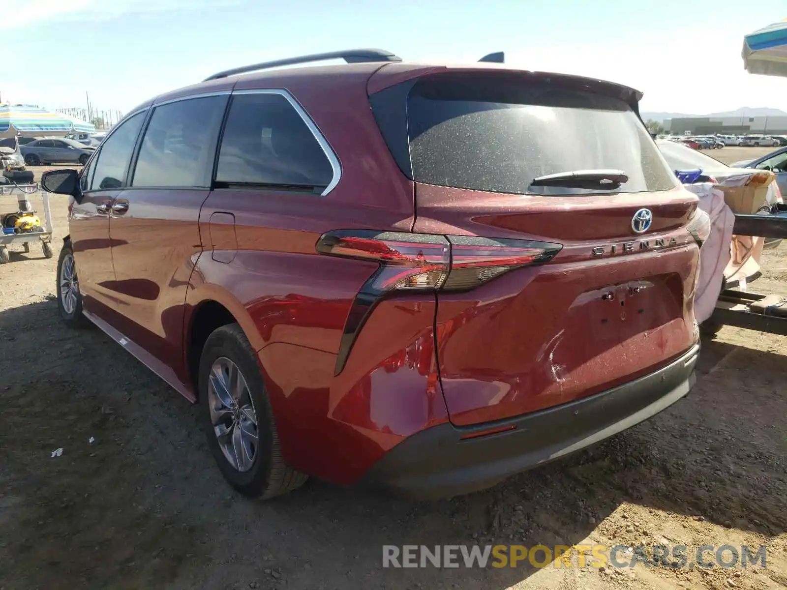 3 Photograph of a damaged car 5TDJRKEC5MS049500 TOYOTA SIENNA 2021