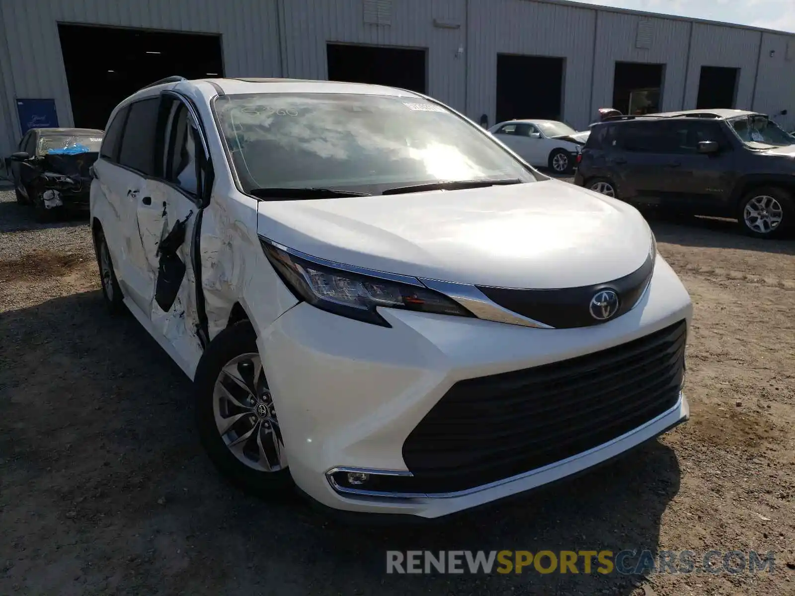 1 Photograph of a damaged car 5TDJRKEC7MS002968 TOYOTA SIENNA 2021