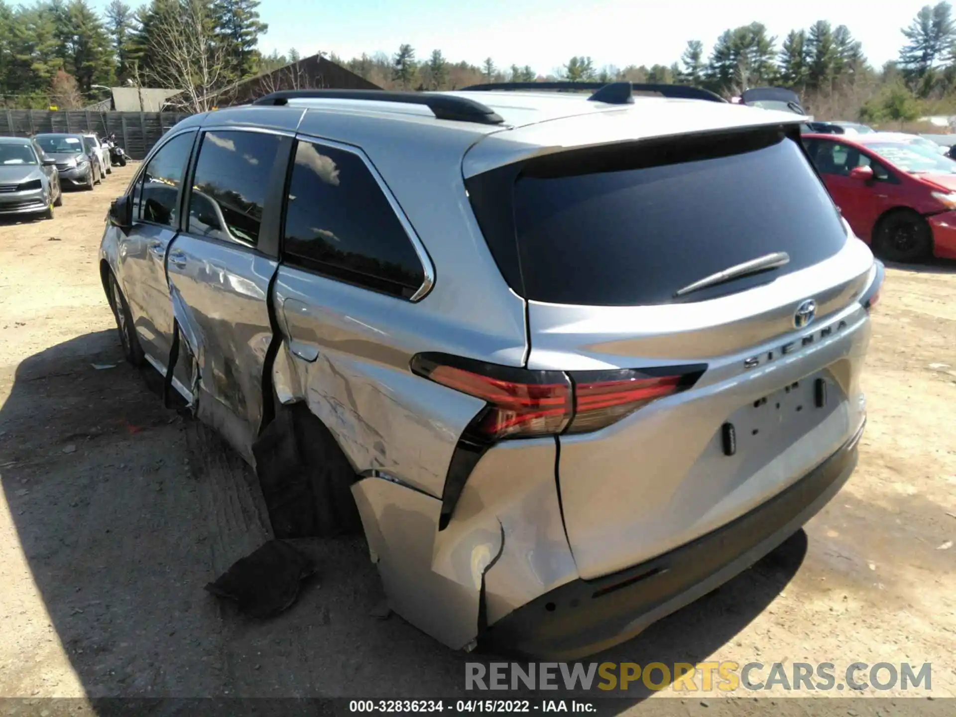 3 Фотография поврежденного автомобиля 5TDJRKEC7MS024131 TOYOTA SIENNA 2021