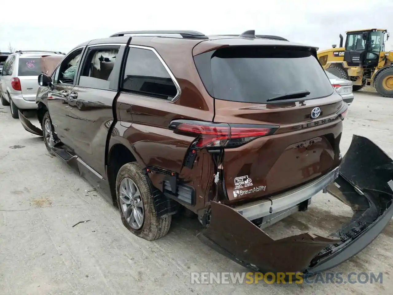 3 Photograph of a damaged car 5TDJRKEC9MS060015 TOYOTA SIENNA 2021