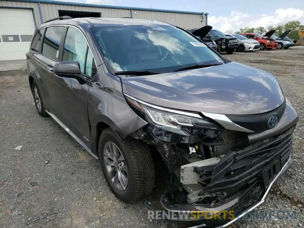 1 Photograph of a damaged car 5TDJSKFC0MS022255 TOYOTA SIENNA 2021