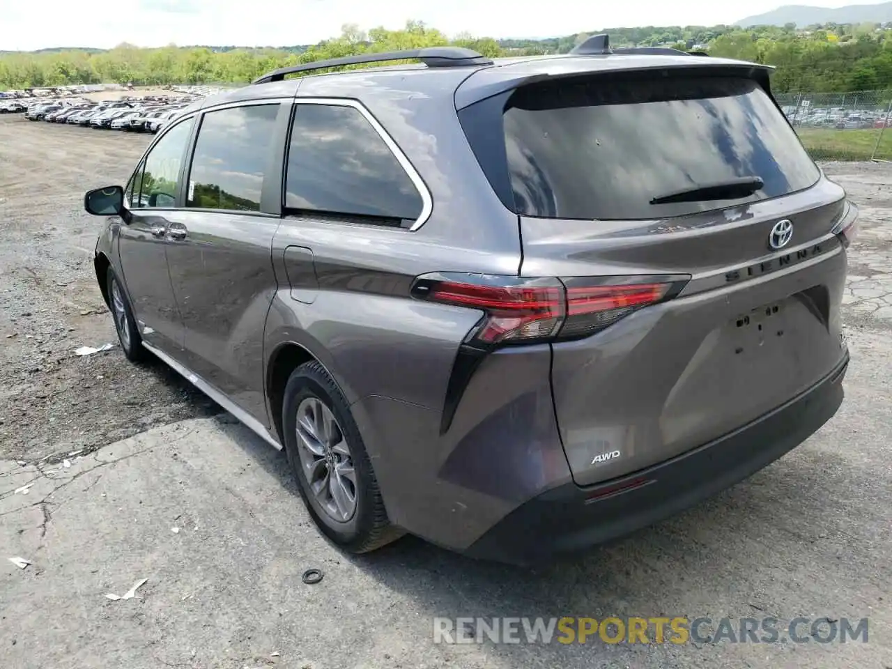 3 Photograph of a damaged car 5TDJSKFC0MS022255 TOYOTA SIENNA 2021