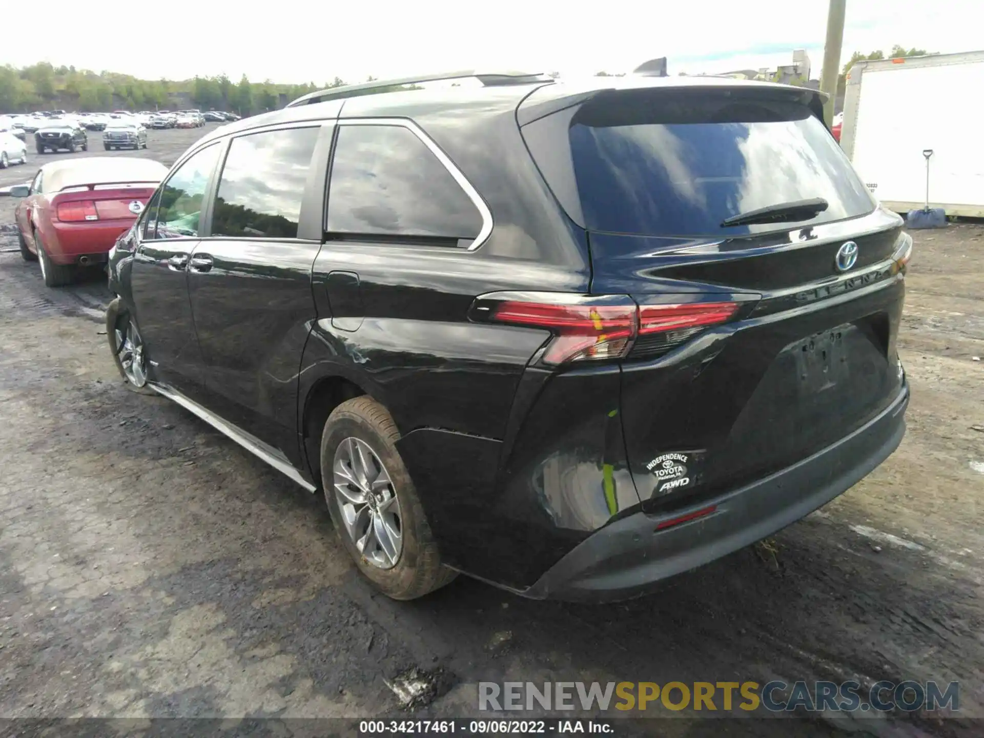 3 Photograph of a damaged car 5TDJSKFC1MS022247 TOYOTA SIENNA 2021