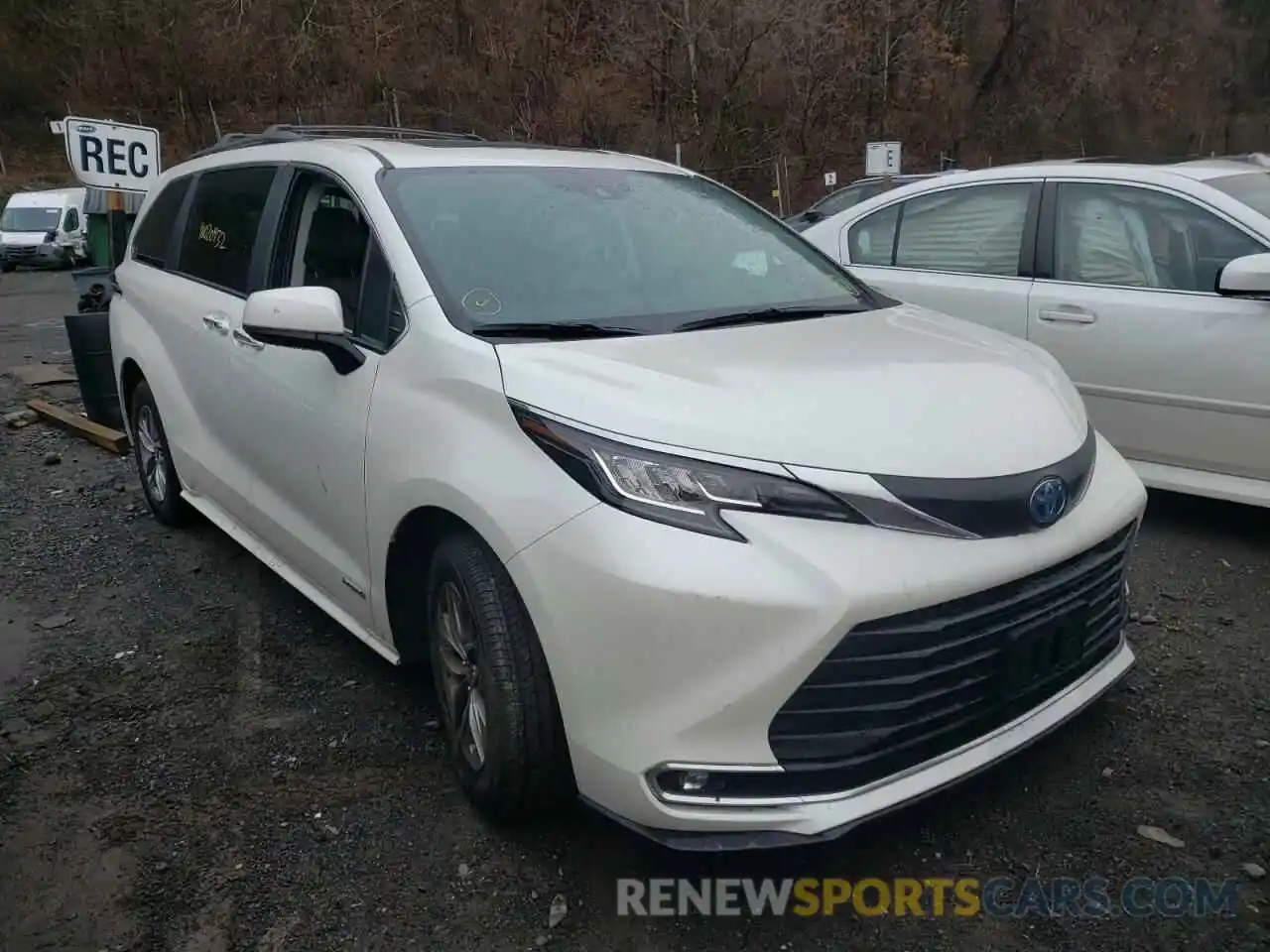 1 Photograph of a damaged car 5TDJSKFC2MS002363 TOYOTA SIENNA 2021